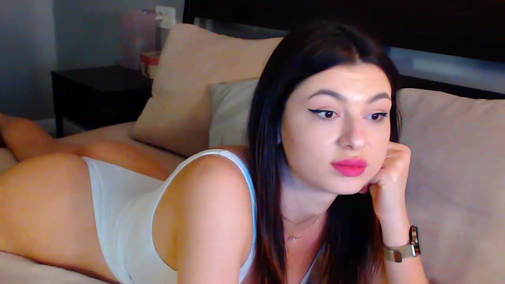 Gallery image thumbnail from JesseJane's myfreecams stream on, 04/02/2023, 20:41 image 10 of 20