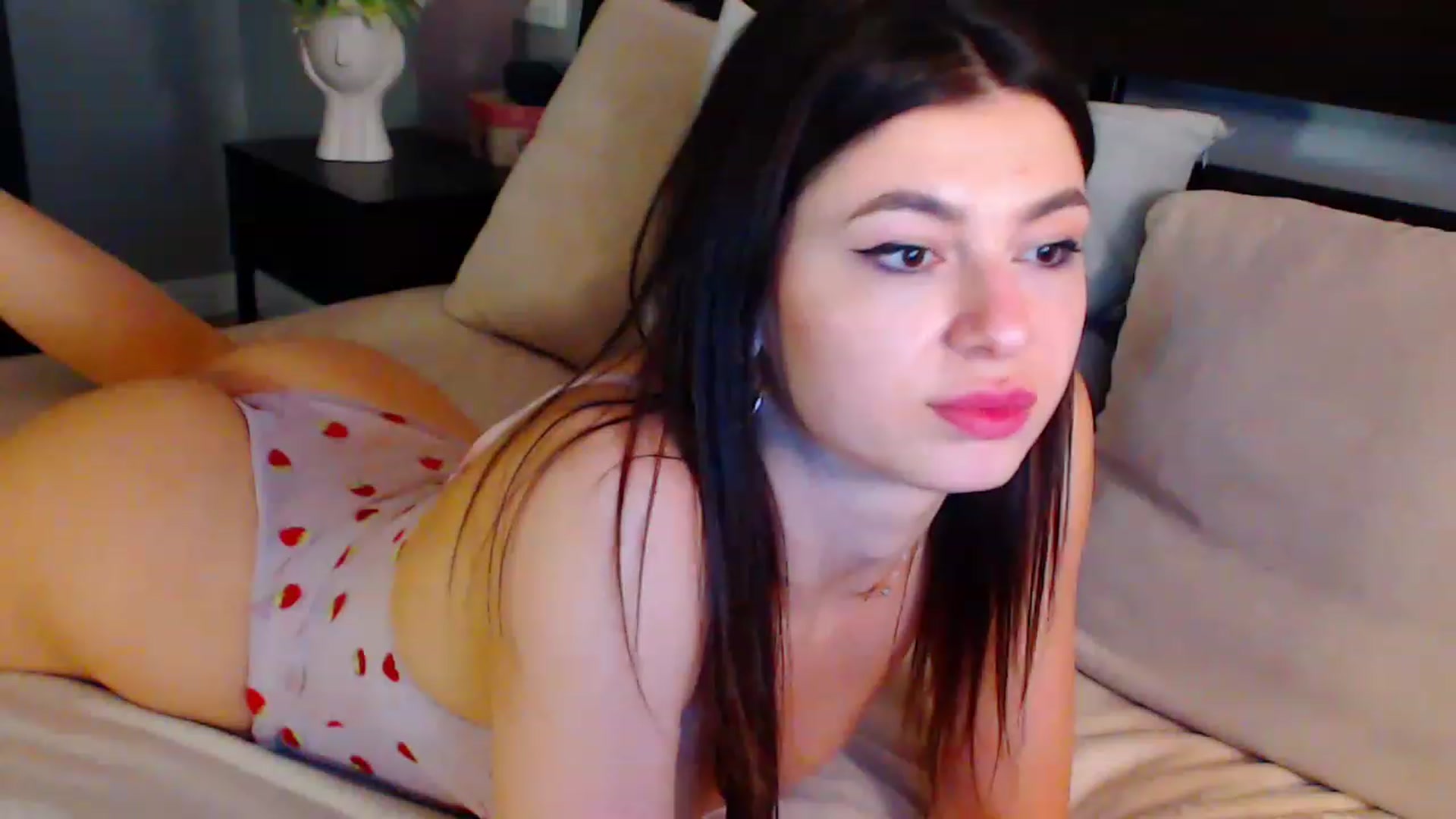 Gallery image thumbnail from JesseJane's myfreecams stream on, 04/06/2023, 24:16 image 18 of 20