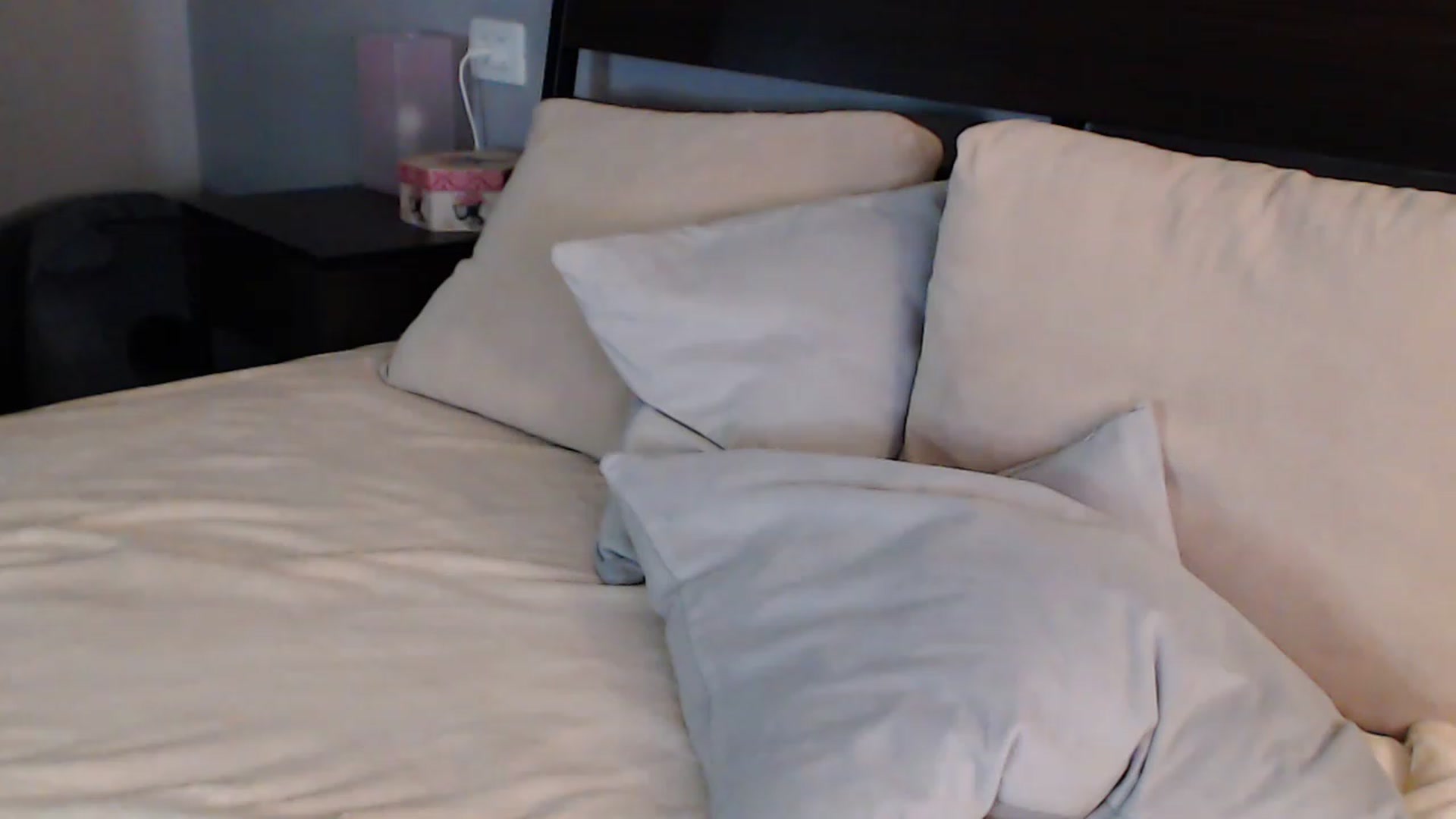 Gallery image thumbnail from JesseJane's myfreecams stream on, 05/10/2023, 21:38 image 12 of 20