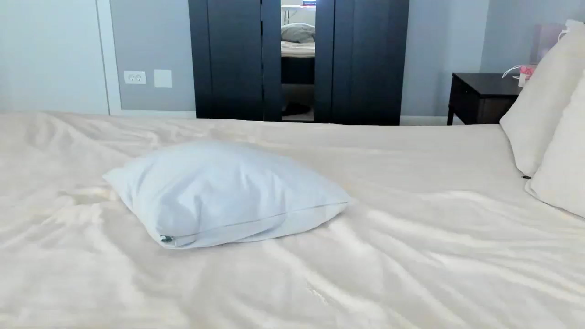 Gallery image thumbnail from JesseJane's myfreecams stream on, 06/13/2023, 15:40 image 7 of 20