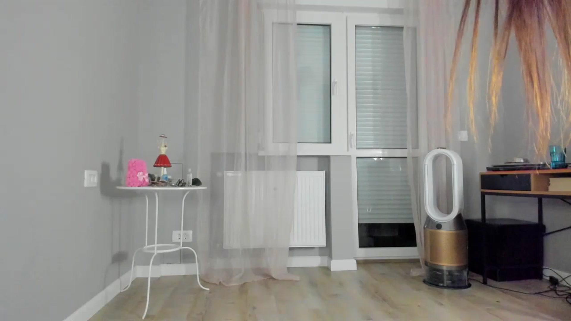 Gallery image thumbnail from JesseJane's myfreecams stream on, 07/05/2023, 22:11 image 8 of 20