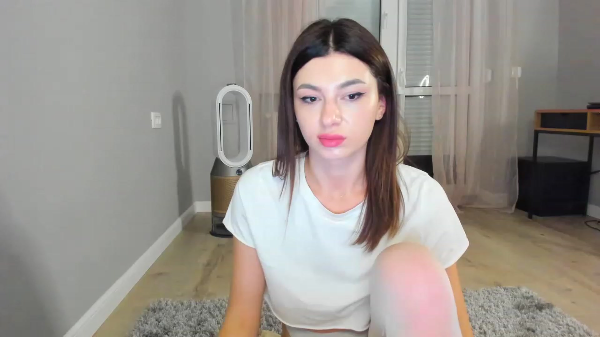 Gallery image thumbnail from JesseJane's myfreecams stream on, 08/10/2023, 24:23 image 17 of 20