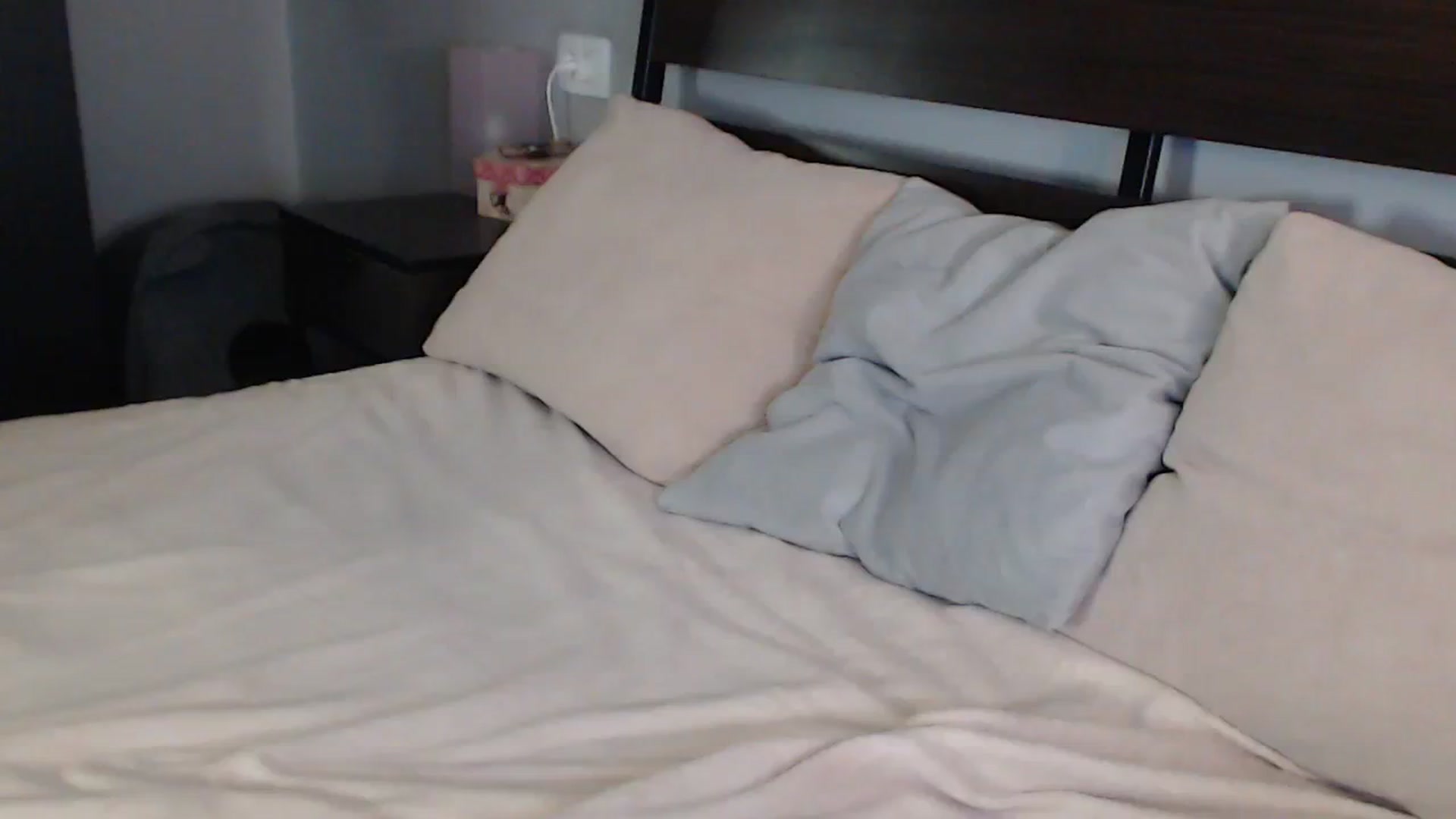 Gallery image thumbnail from JesseJane's myfreecams stream on, 08/14/2023, 20:33 image 14 of 20