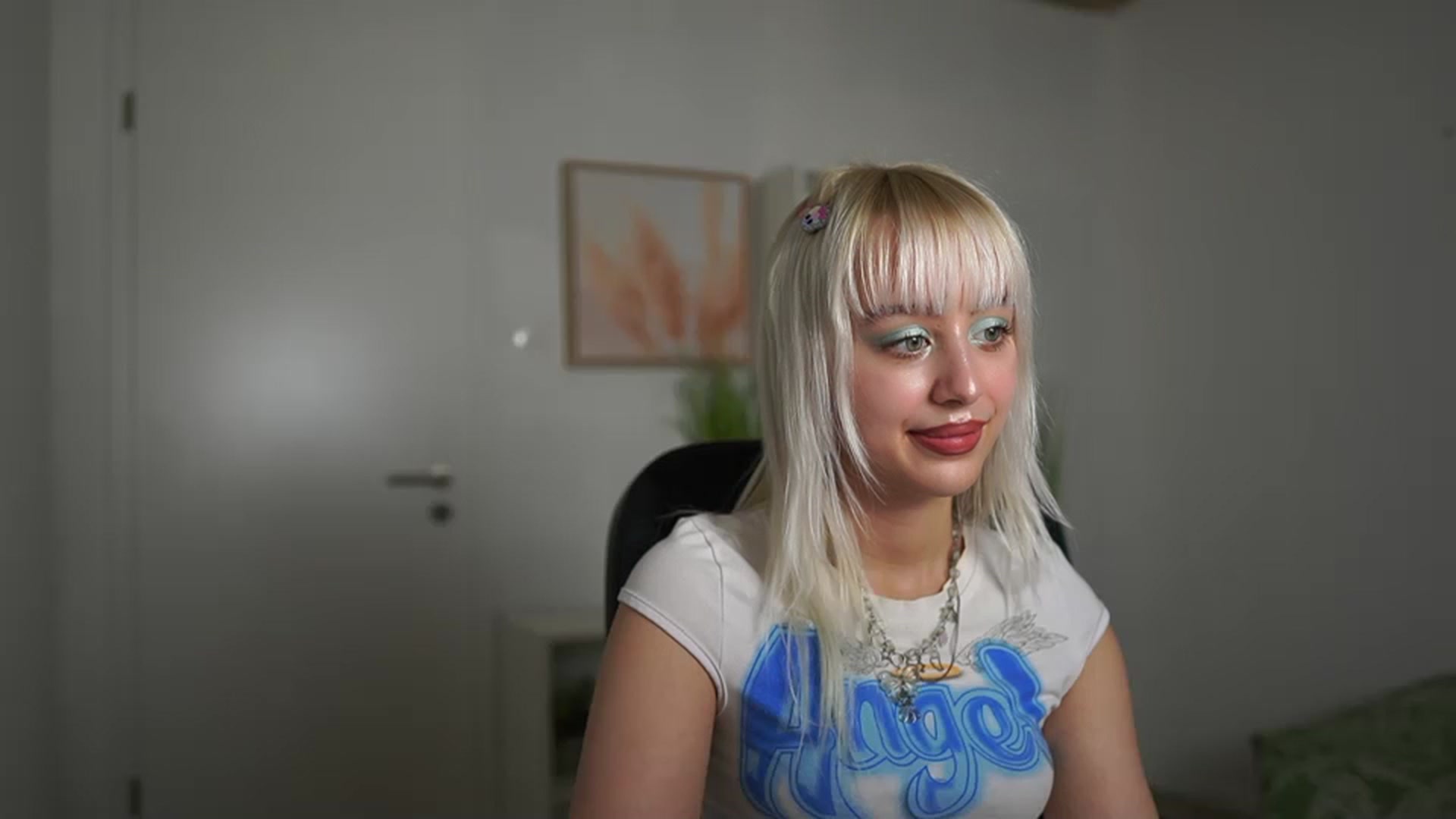 Gallery image thumbnail from JesseJane__'s myfreecams stream on, 02/16/2024, 15:18 image 1 of 20