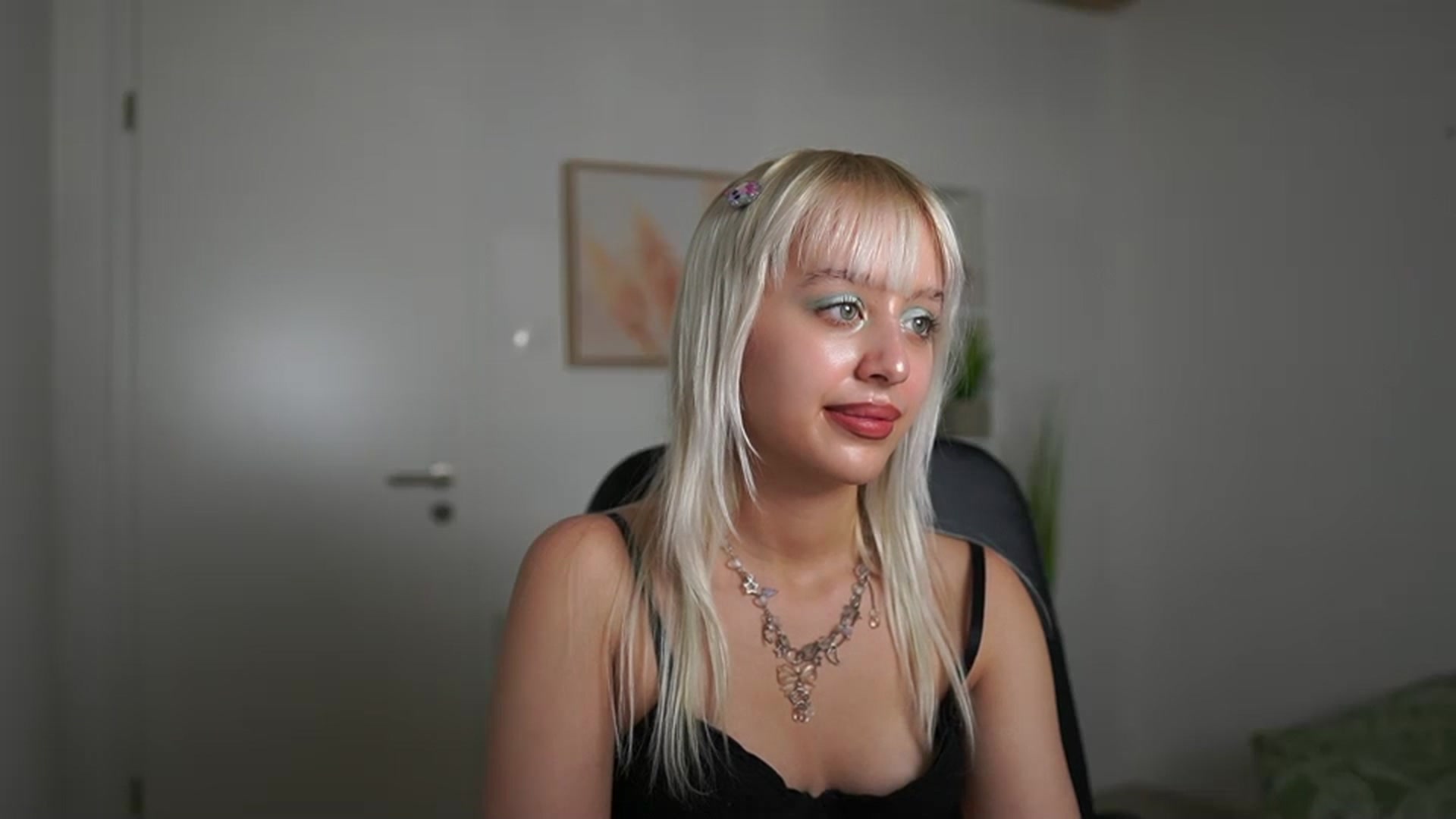 Gallery image thumbnail from JesseJane__'s myfreecams stream on, 02/16/2024, 18:55 image 12 of 20