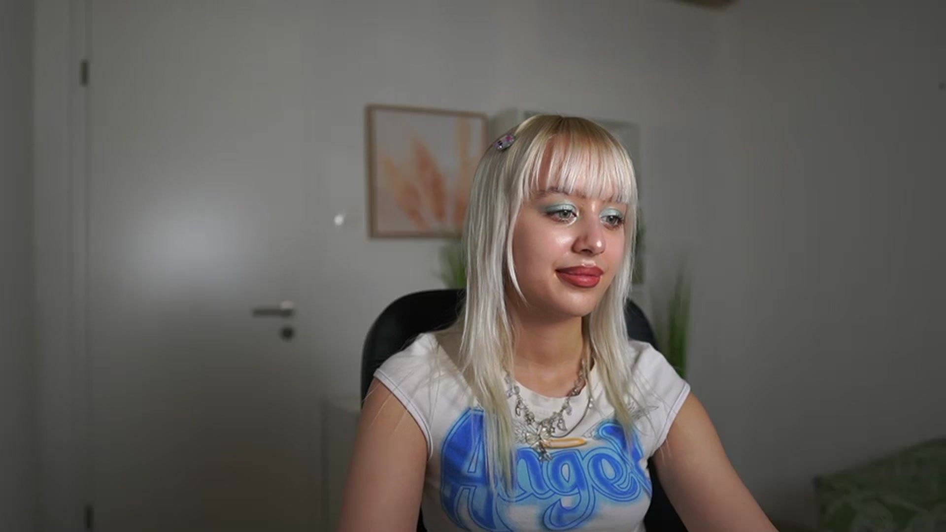 Gallery image thumbnail from JesseJane__'s myfreecams stream on, 02/16/2024, 18:55 image 2 of 20