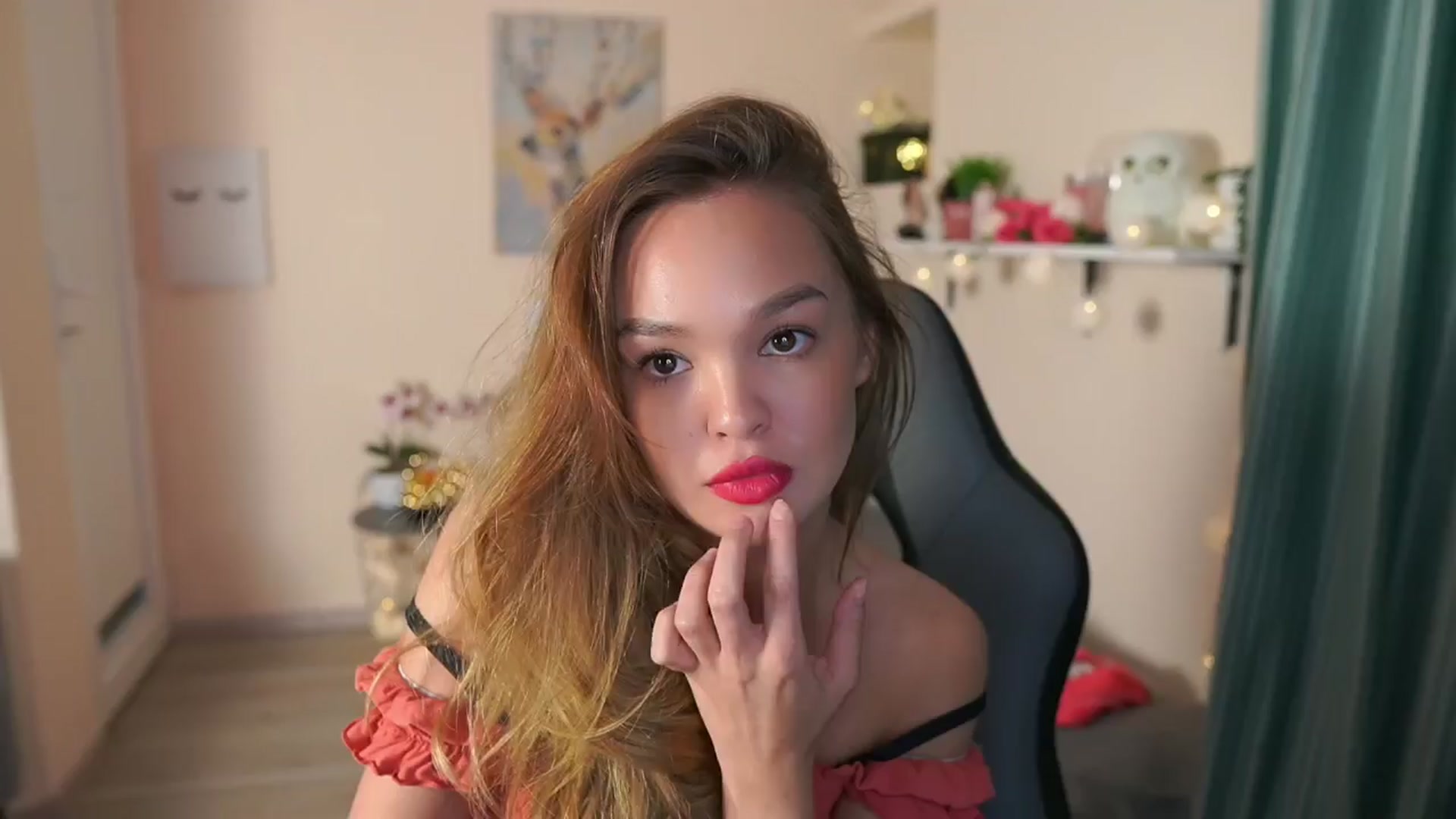 Gallery image thumbnail from Jesse__Jane__'s myfreecams stream on, 03/29/2024, 14:02 image 16 of 20