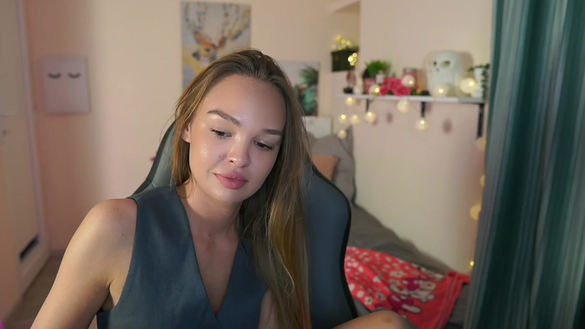 Gallery image thumbnail from Jesse__Jane__'s myfreecams stream on, 03/31/2024, 20:30 image 11 of 20