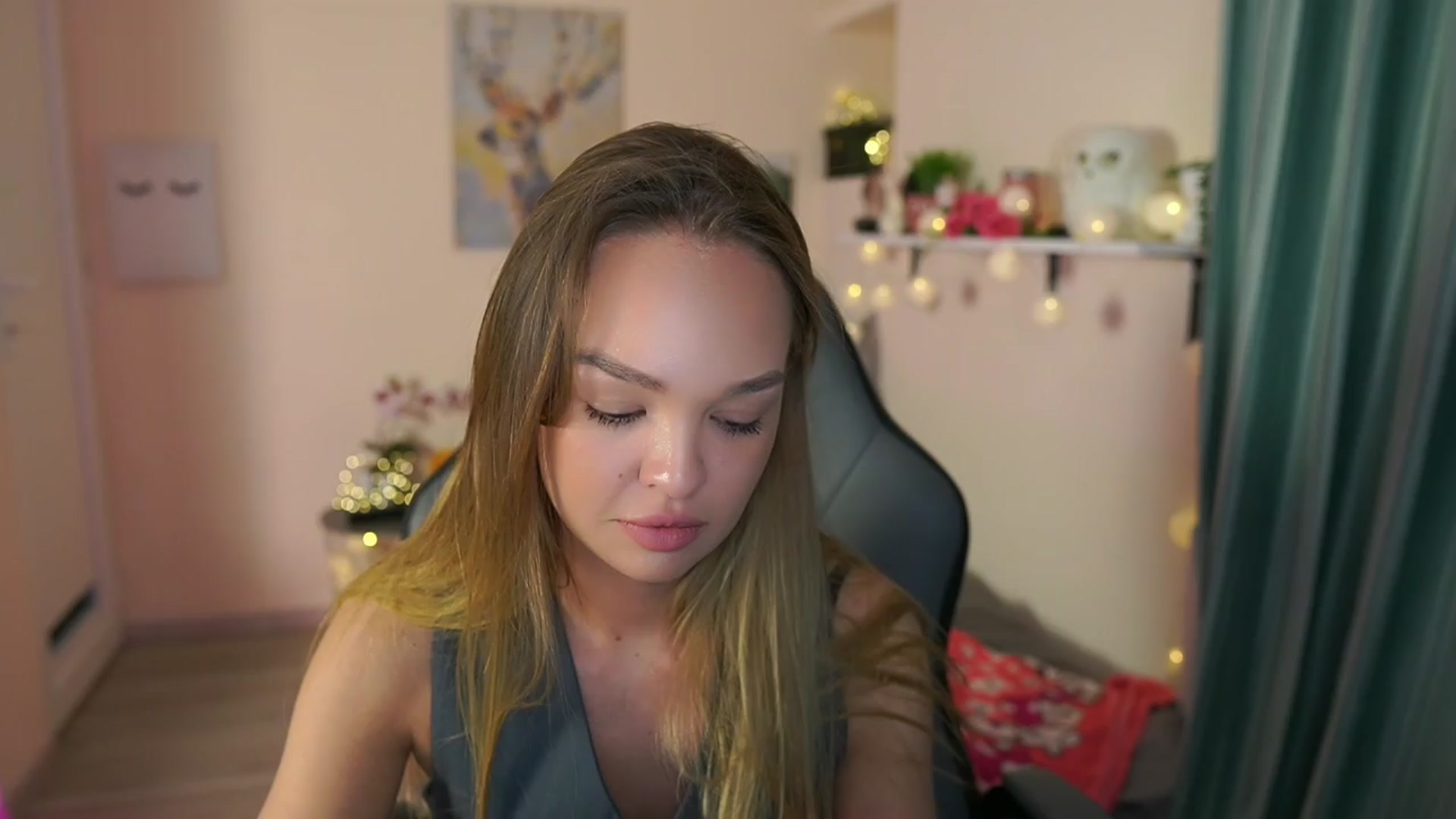 Gallery image thumbnail from Jesse__Jane__'s myfreecams stream on, 03/31/2024, 20:30 image 5 of 20