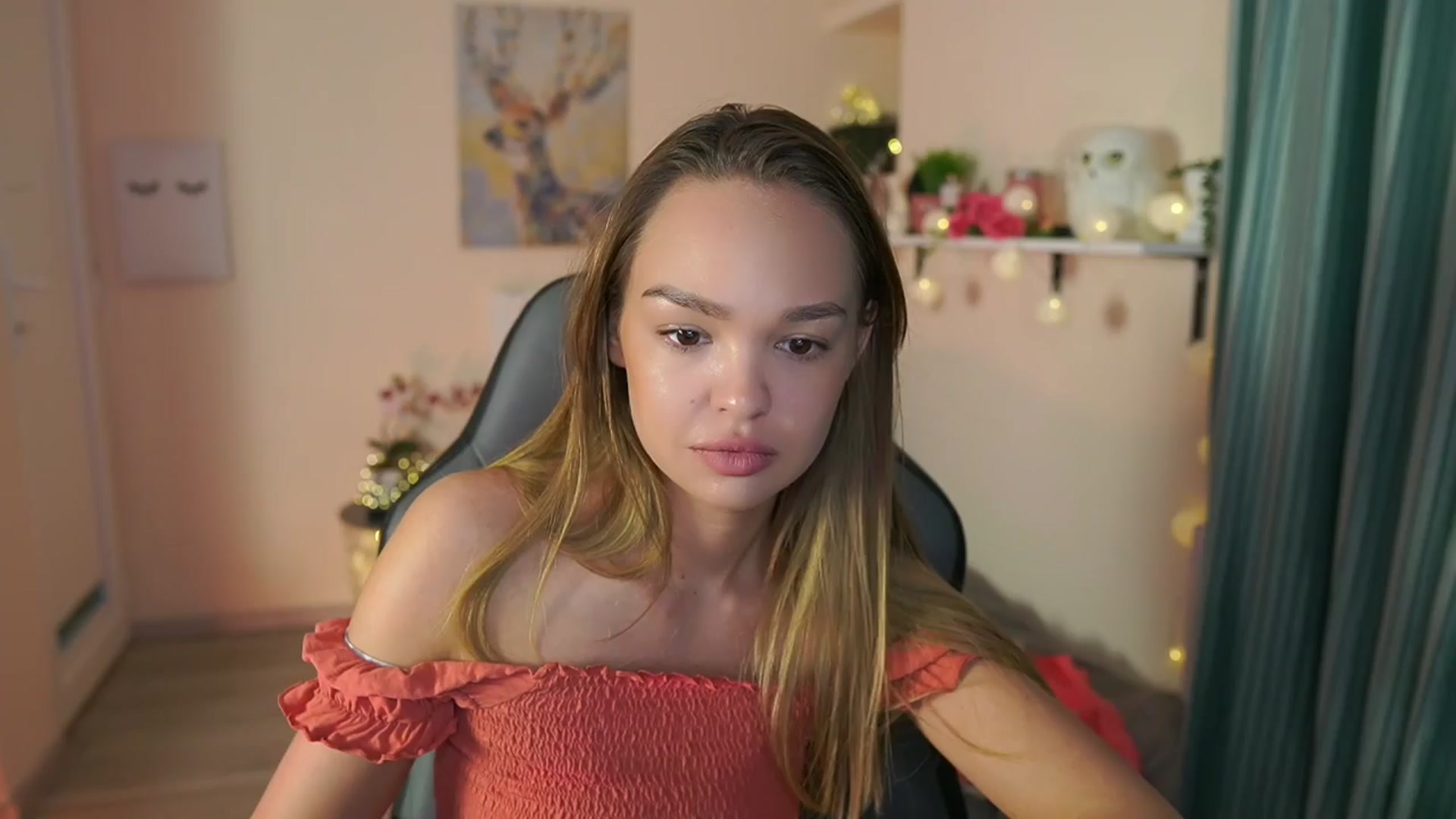 Gallery image thumbnail from Jesse__Jane__'s myfreecams stream on, 04/01/2024, 13:54 image 12 of 20