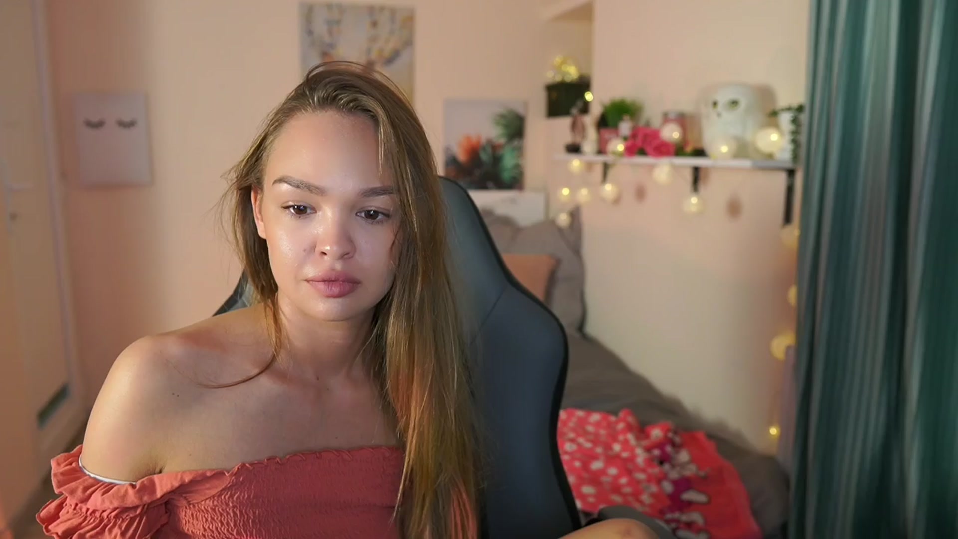 Gallery image thumbnail from Jesse__Jane__'s myfreecams stream on, 04/01/2024, 15:16 image 2 of 20