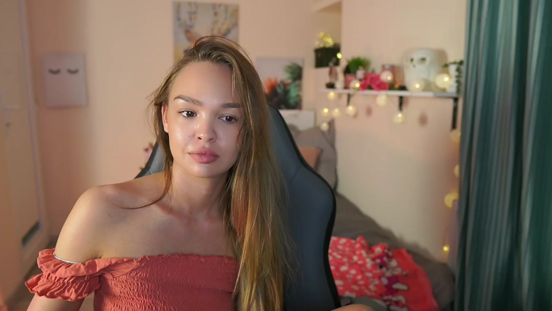 Gallery image thumbnail from Jesse__Jane__'s myfreecams stream on, 04/01/2024, 15:16 image 1 of 20