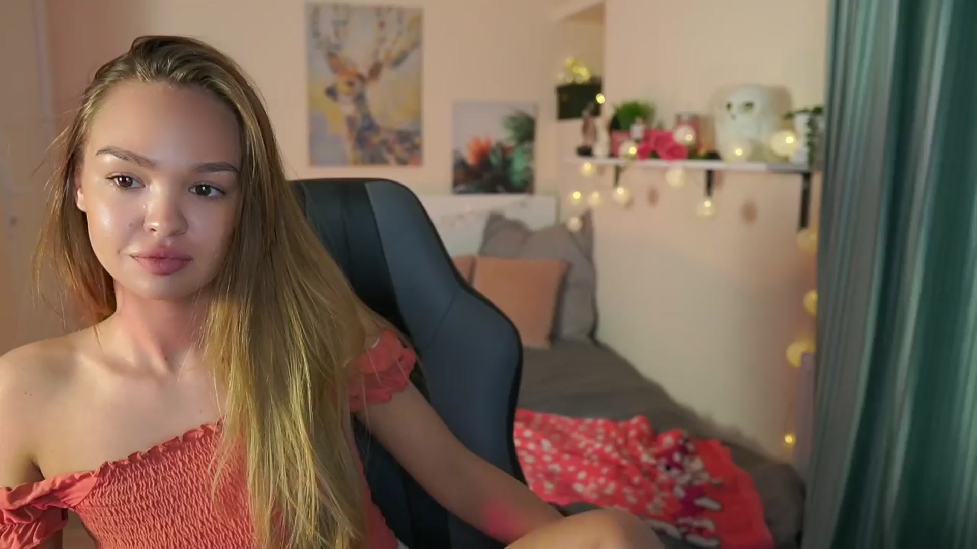 Gallery image thumbnail from Jesse__Jane__'s myfreecams stream on, 04/01/2024, 15:16 image 18 of 20