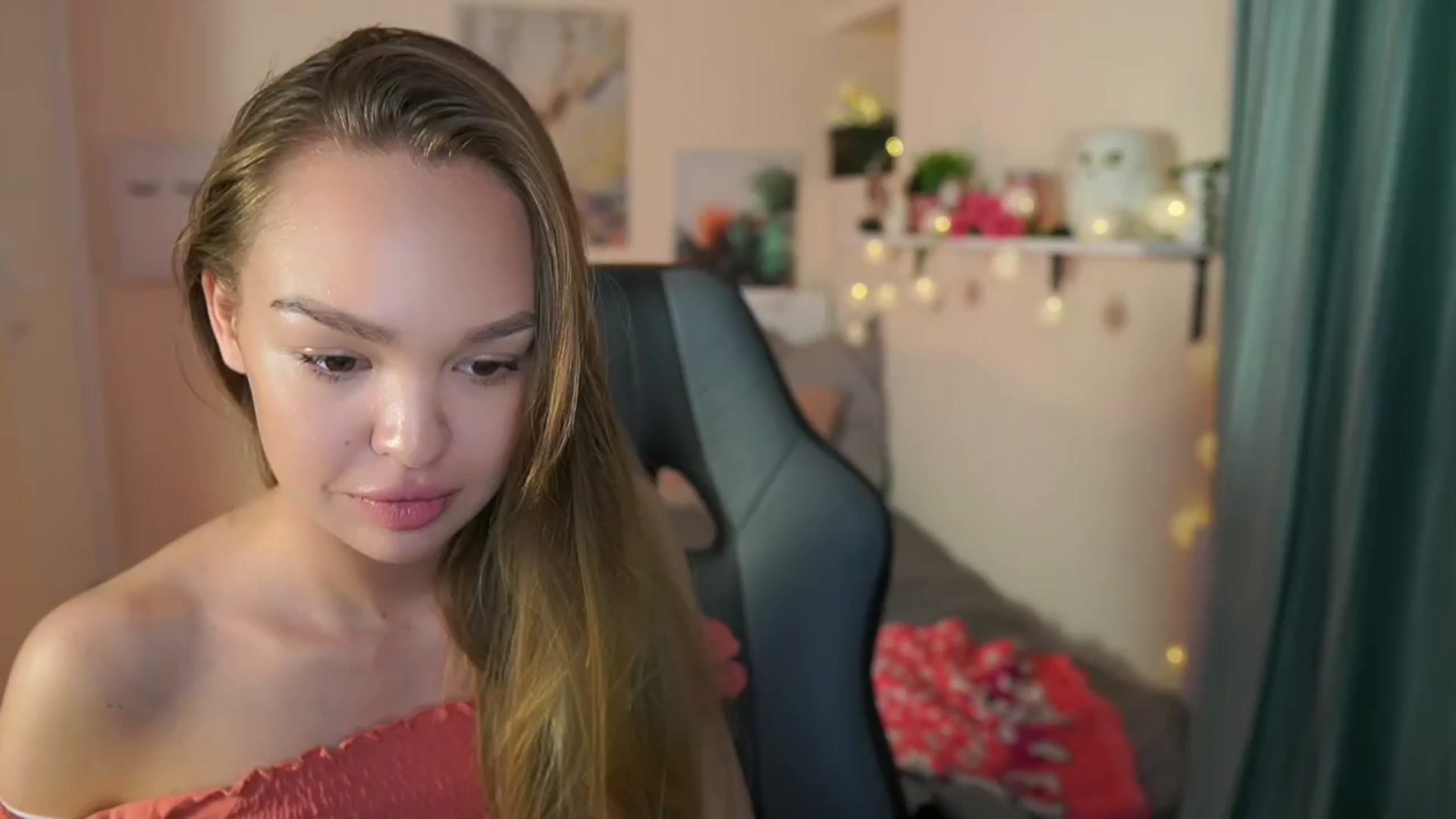 Gallery image thumbnail from Jesse__Jane__'s myfreecams stream on, 04/01/2024, 15:16 image 20 of 20