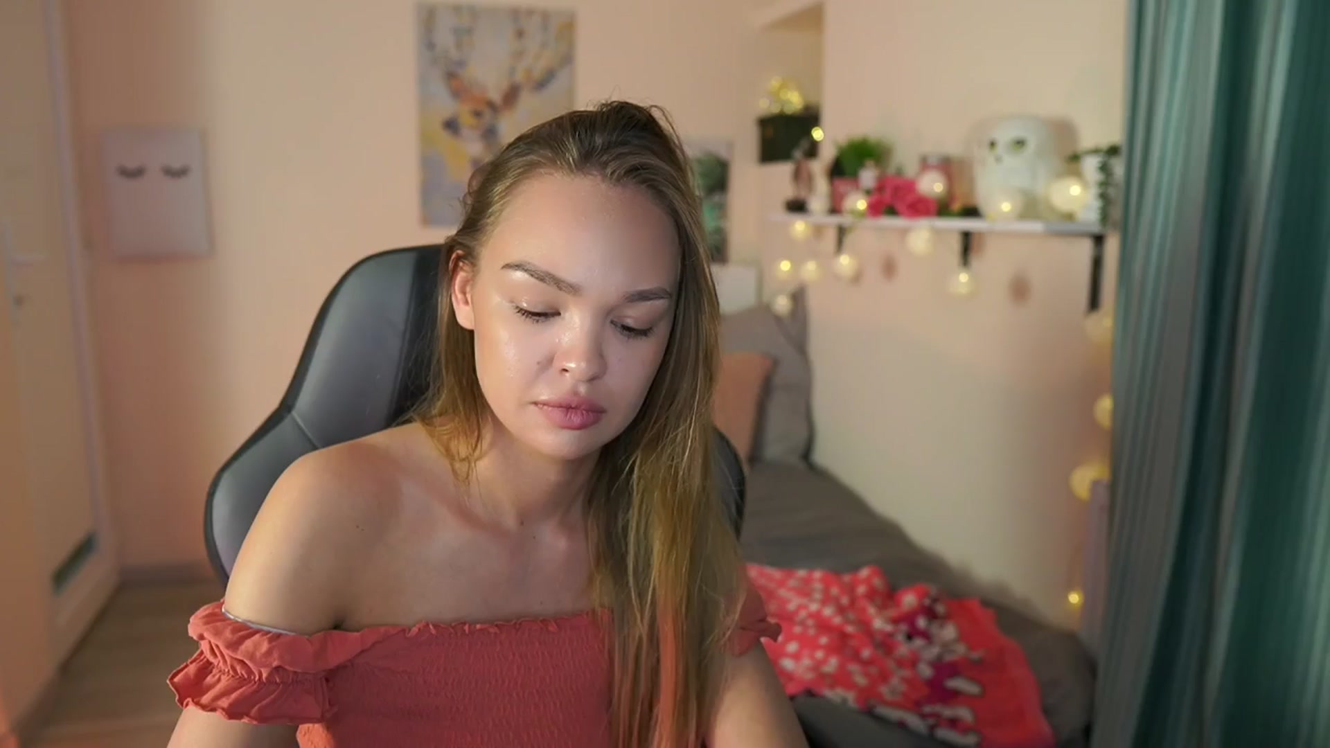 Gallery image thumbnail from Jesse__Jane__'s myfreecams stream on, 04/01/2024, 15:16 image 12 of 20