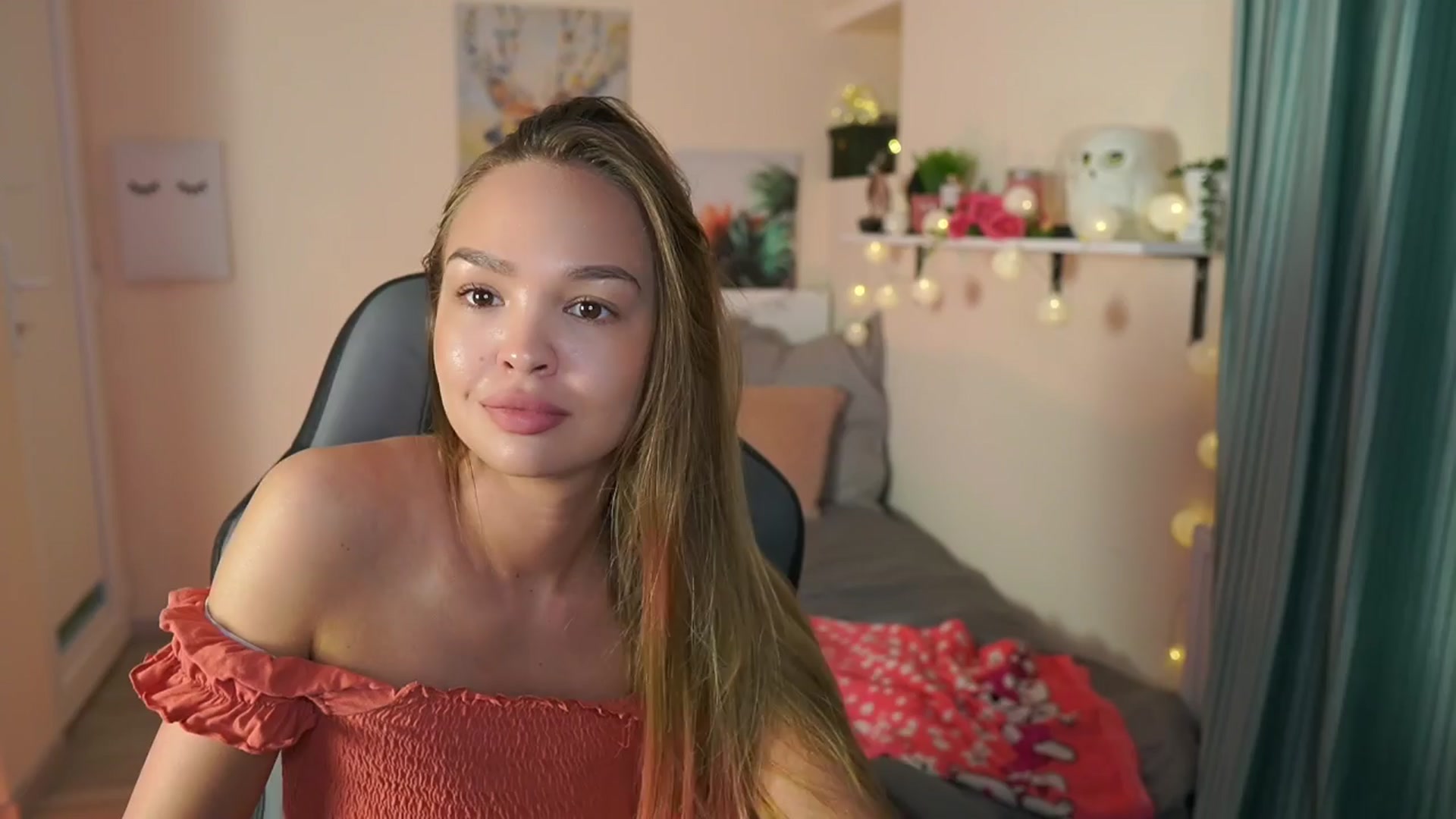 Gallery image thumbnail from Jesse__Jane__'s myfreecams stream on, 04/01/2024, 15:16 image 8 of 20