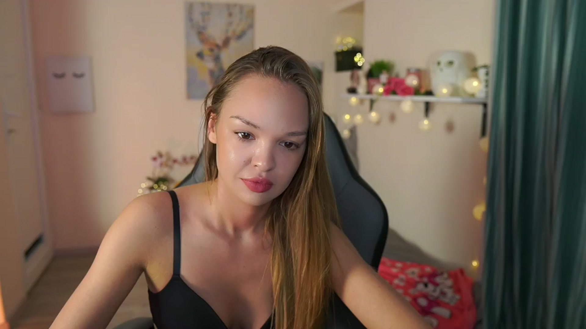 Gallery image thumbnail from Jesse__Jane__'s myfreecams stream on, 04/02/2024, 04:17 image 20 of 20