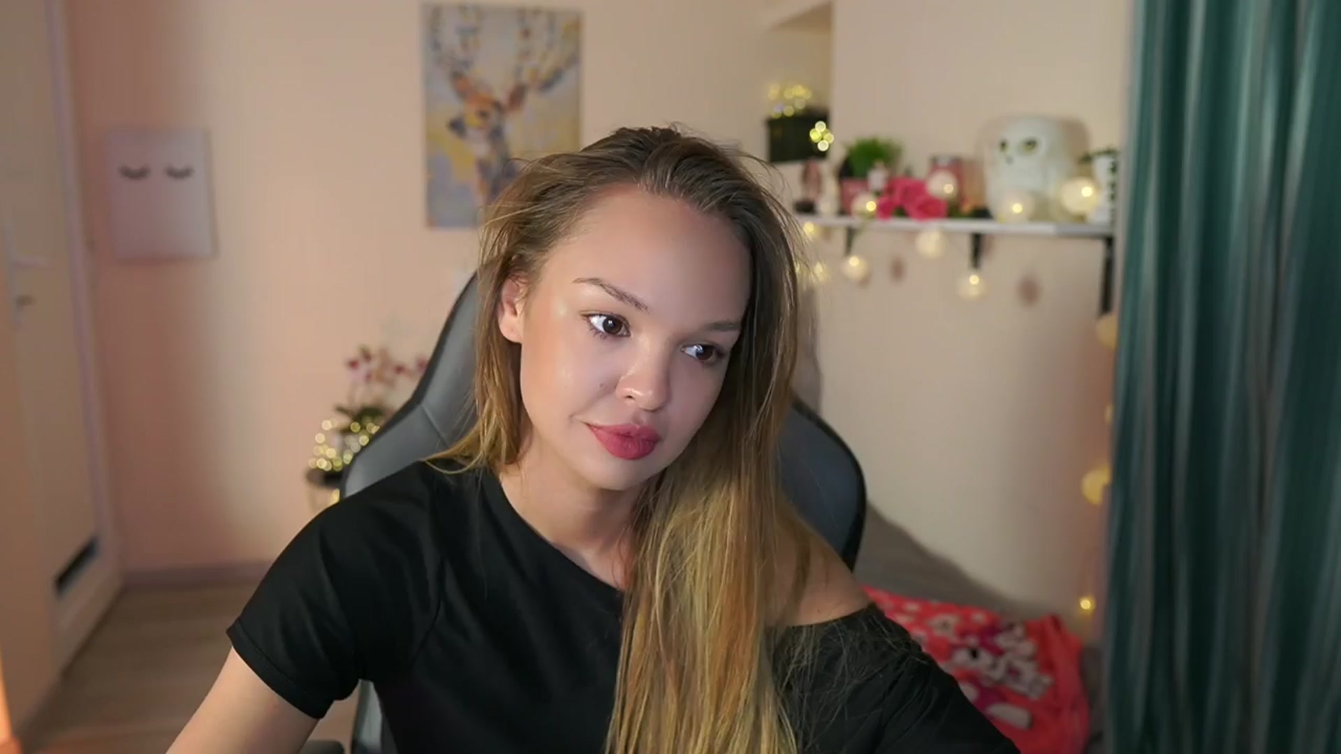 Gallery image thumbnail from Jesse__Jane__'s myfreecams stream on, 04/02/2024, 04:58 image 13 of 20