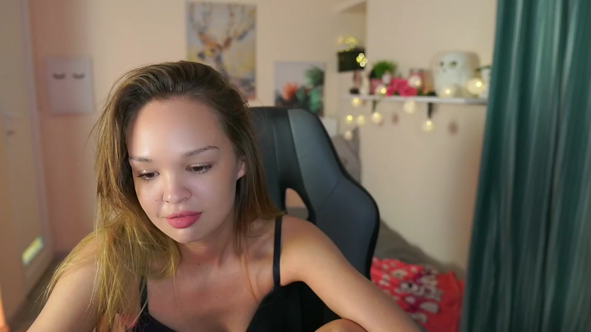Gallery image thumbnail from Jesse__Jane__'s myfreecams stream on, 04/02/2024, 08:39 image 1 of 20
