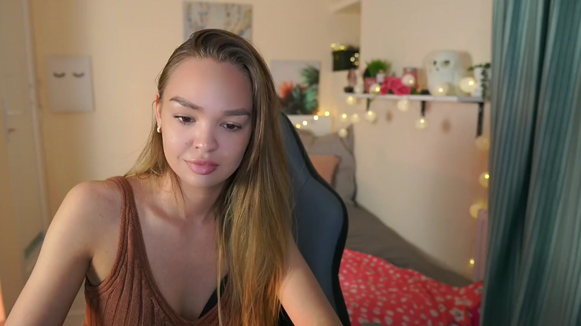 Gallery image thumbnail from Jesse__Jane__'s myfreecams stream on, 04/04/2024, 10:12 image 7 of 20