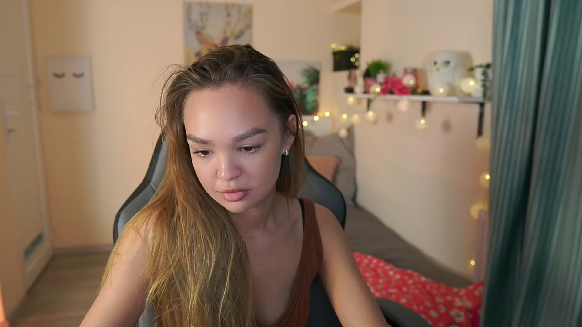 Gallery image thumbnail from Jesse__Jane__'s myfreecams stream on, 04/04/2024, 10:12 image 16 of 20