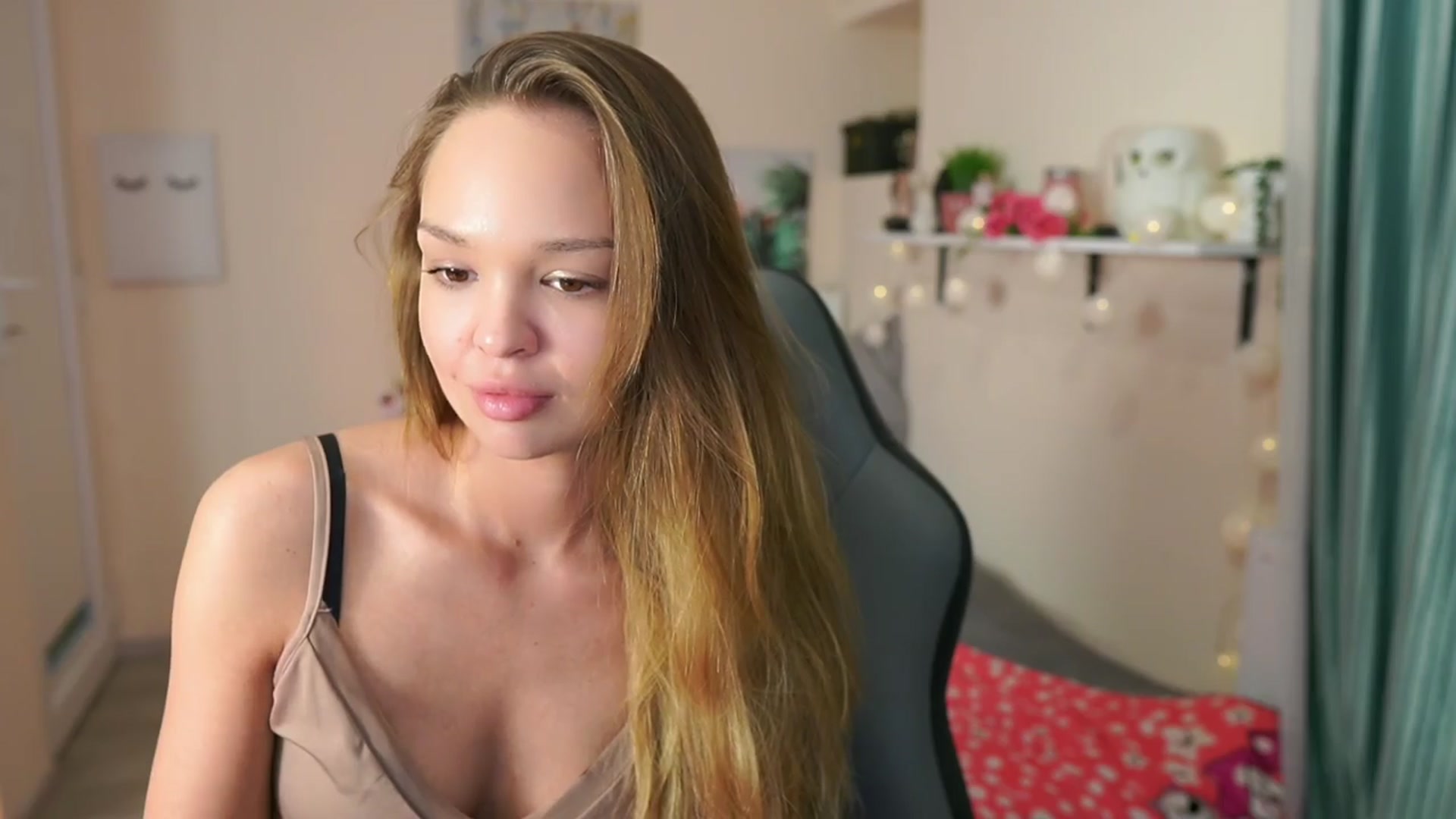 Gallery image thumbnail from Jesse__Jane__'s myfreecams stream on, 04/05/2024, 12:56 image 14 of 20