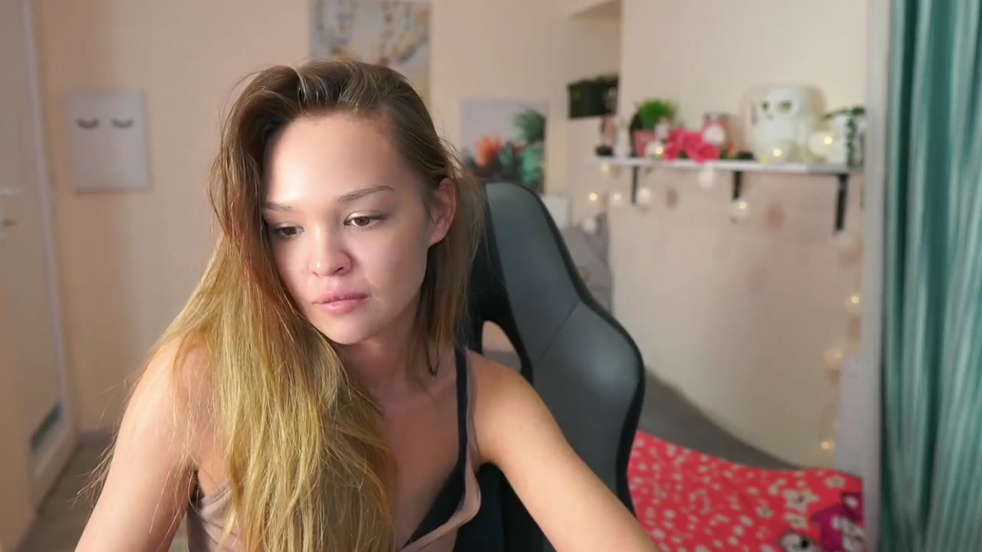 Gallery image thumbnail from Jesse__Jane__'s myfreecams stream on, 04/05/2024, 12:56 image 9 of 20