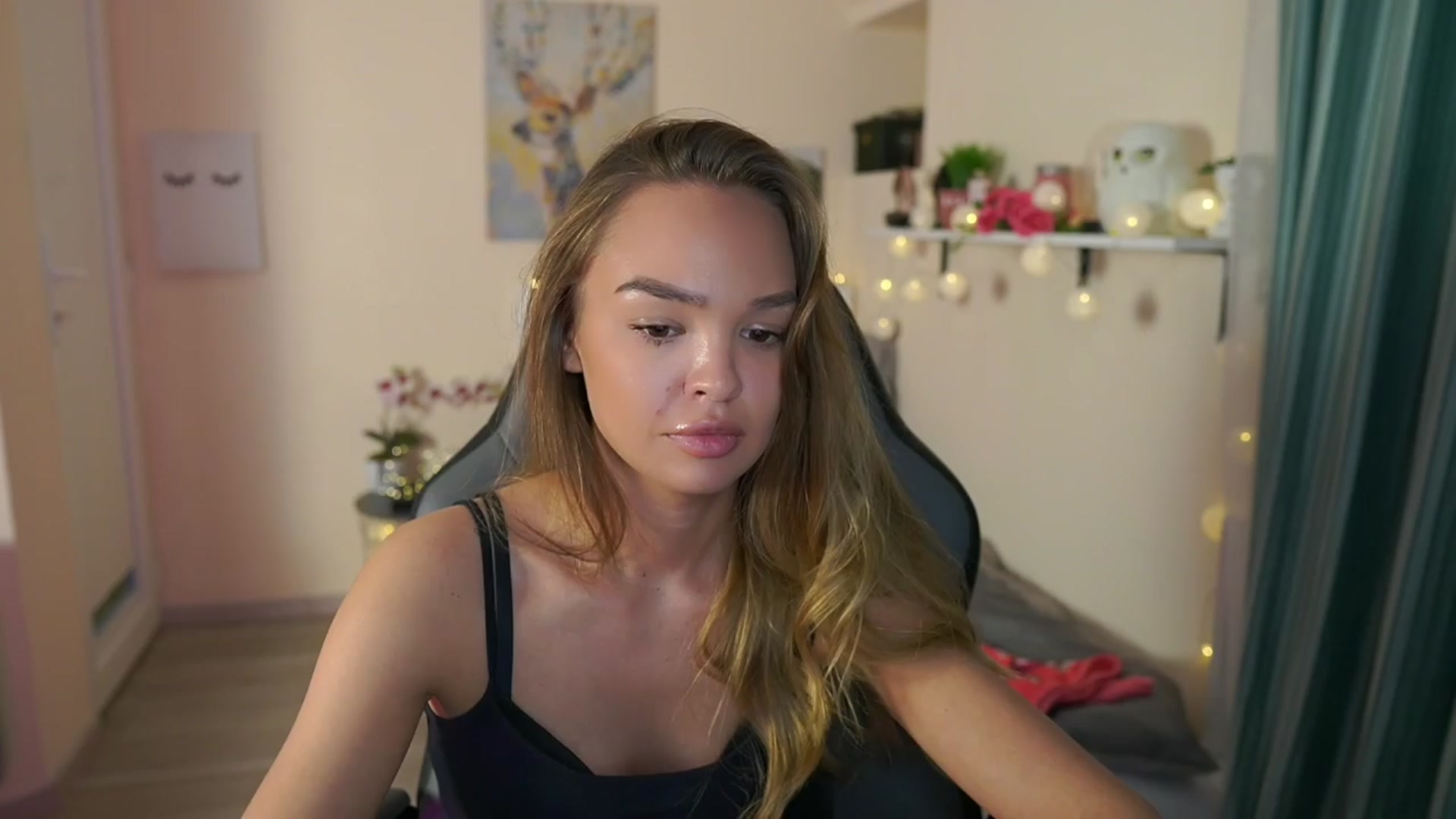 Gallery image thumbnail from Jesse__Jane__'s myfreecams stream on, 04/07/2024, 22:44 image 18 of 20
