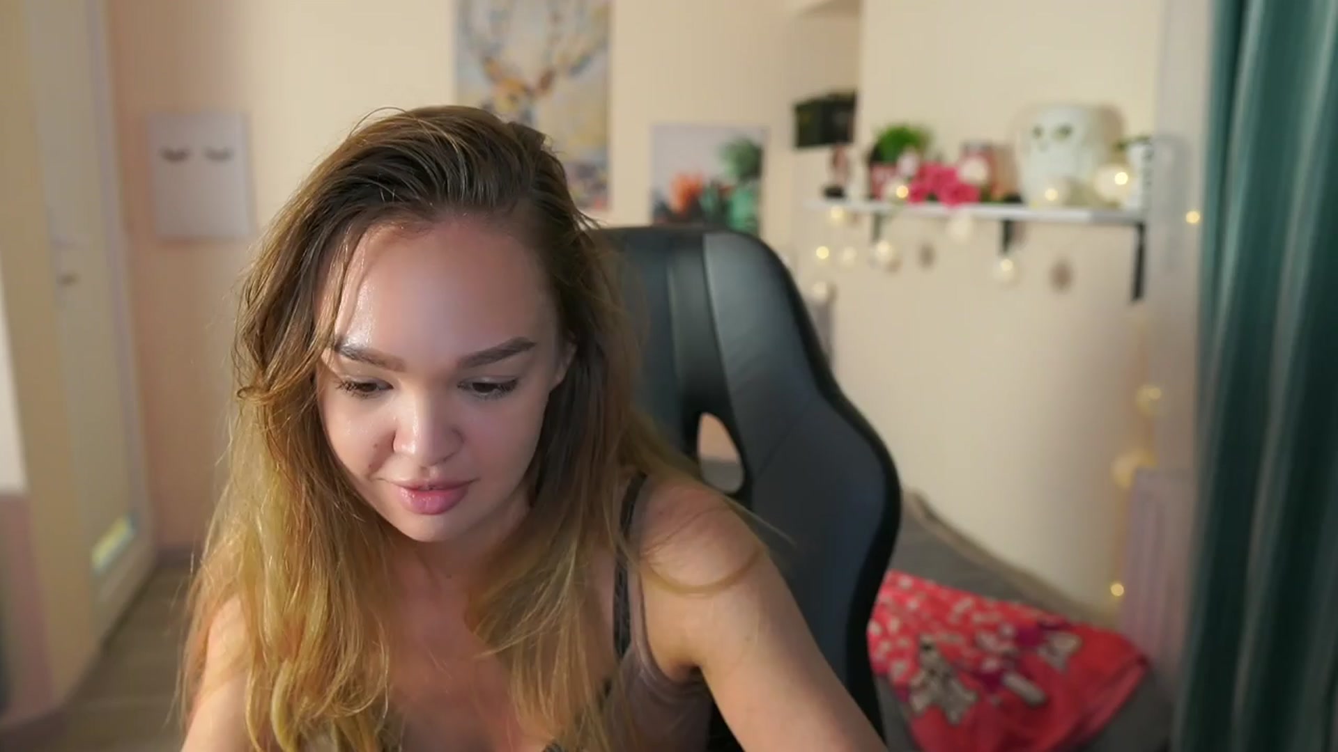Gallery image thumbnail from Jesse__Jane__'s myfreecams stream on, 04/08/2024, 16:50 image 6 of 20