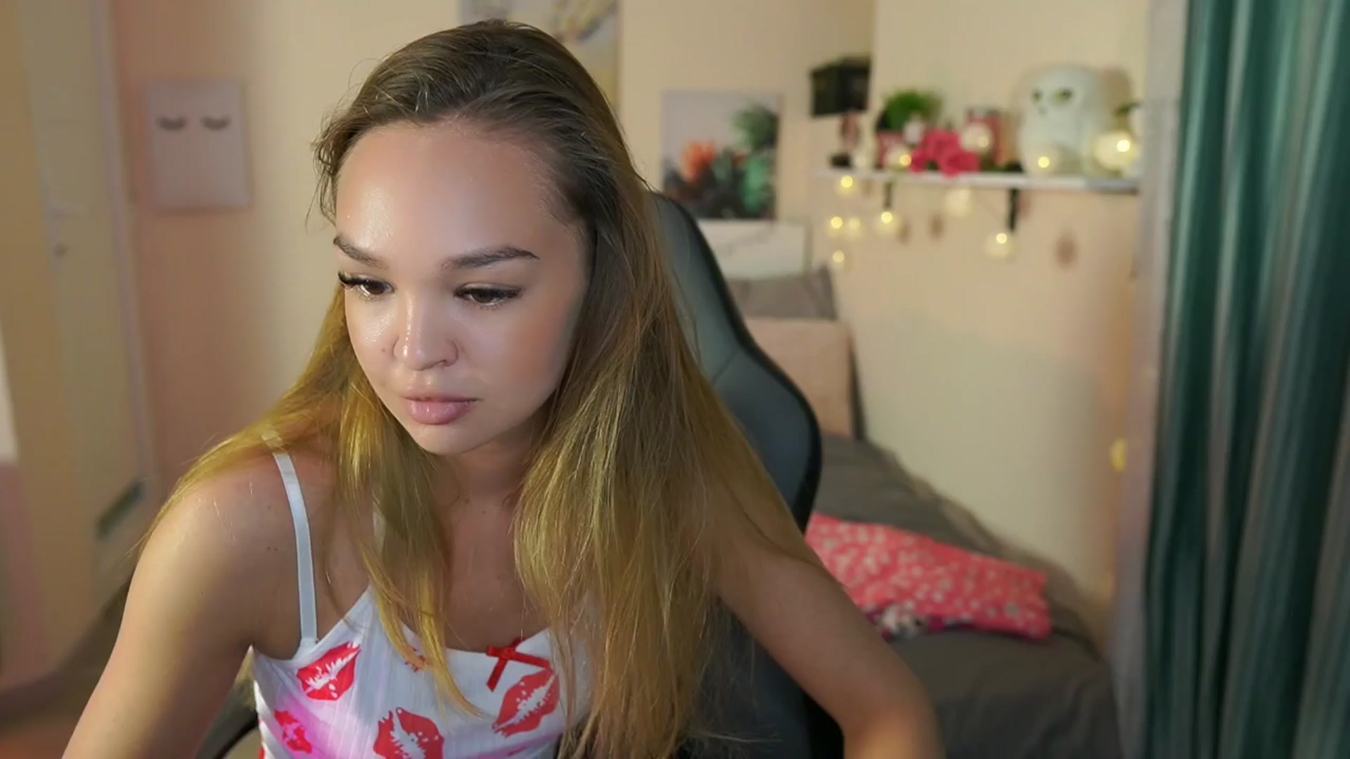 Gallery image thumbnail from Jesse__Jane__'s myfreecams stream on, 04/15/2024, 14:50 image 2 of 20