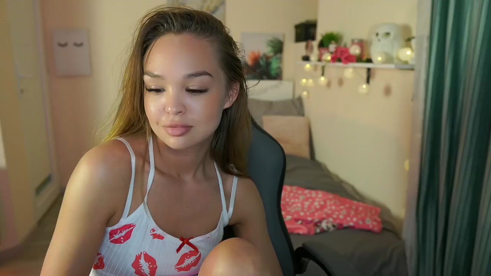 Gallery image thumbnail from Jesse__Jane__'s myfreecams stream on, 04/15/2024, 14:50 image 17 of 20