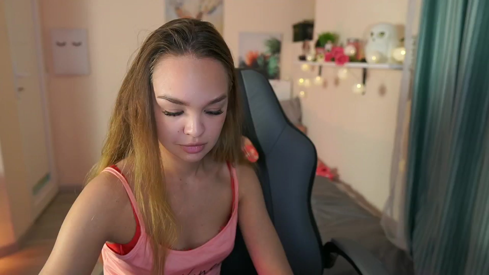 Gallery image thumbnail from Jesse__Jane__'s myfreecams stream on, 04/19/2024, 11:23 image 6 of 20