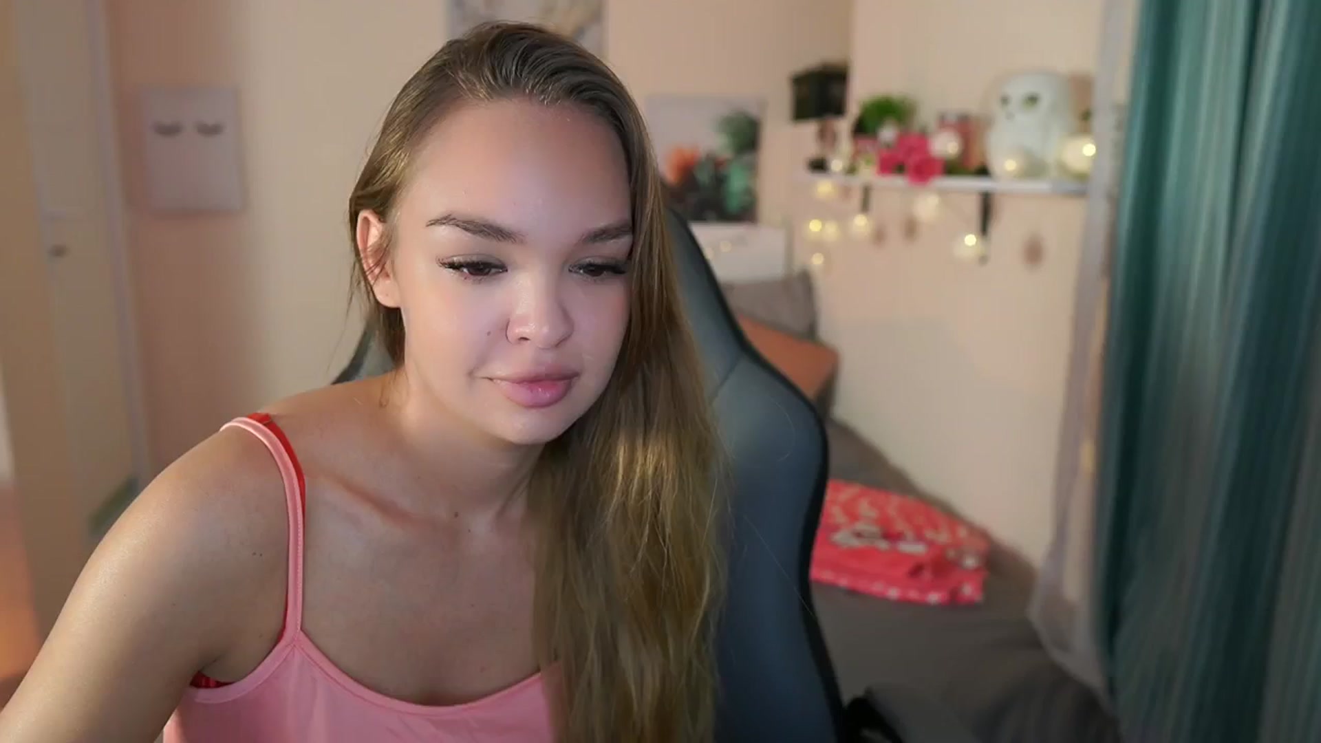Gallery image thumbnail from Jesse__Jane__'s myfreecams stream on, 04/19/2024, 11:23 image 4 of 20