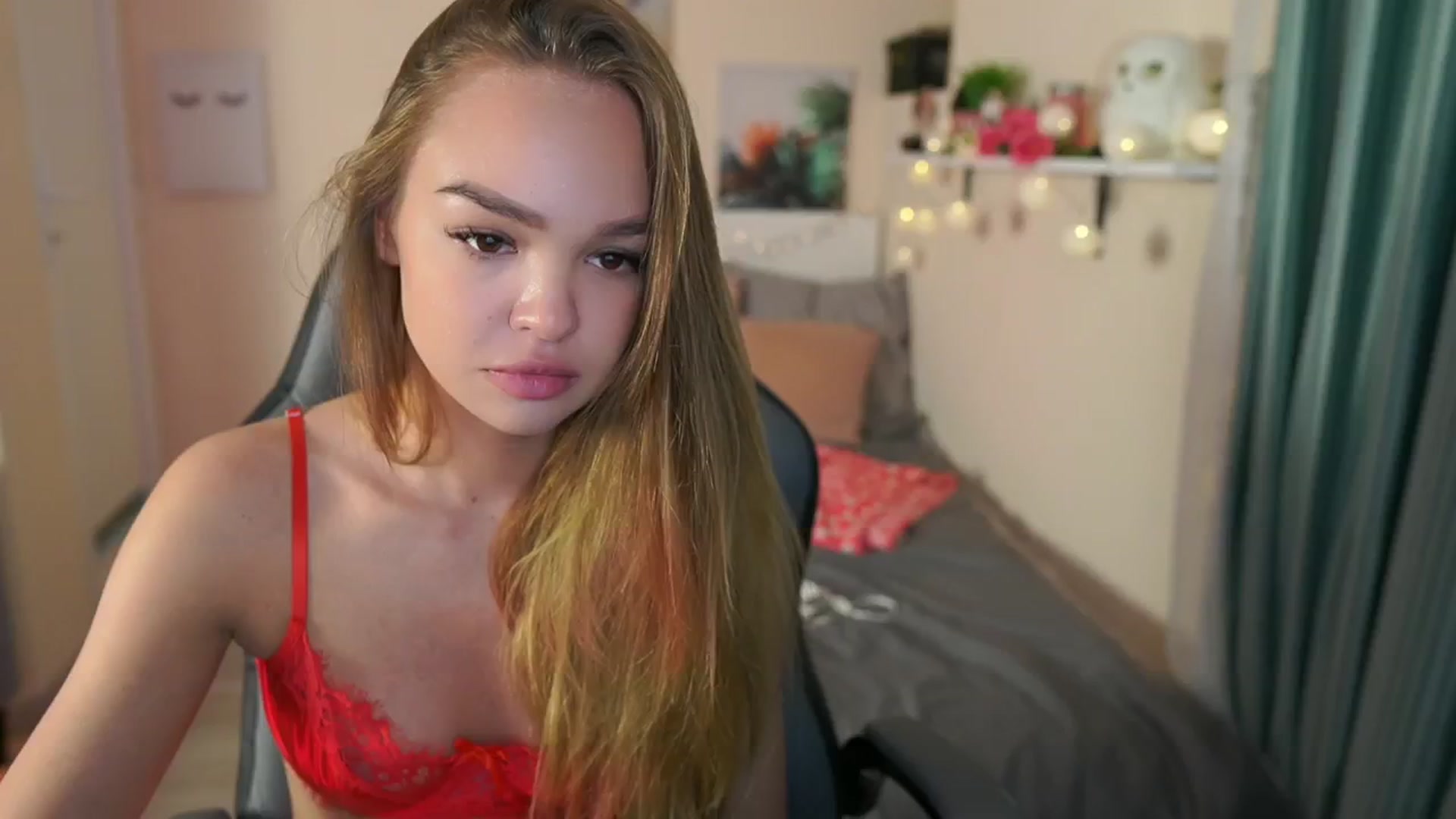 Gallery image thumbnail from Jesse__Jane__'s myfreecams stream on, 04/24/2024, 21:39 image 6 of 20