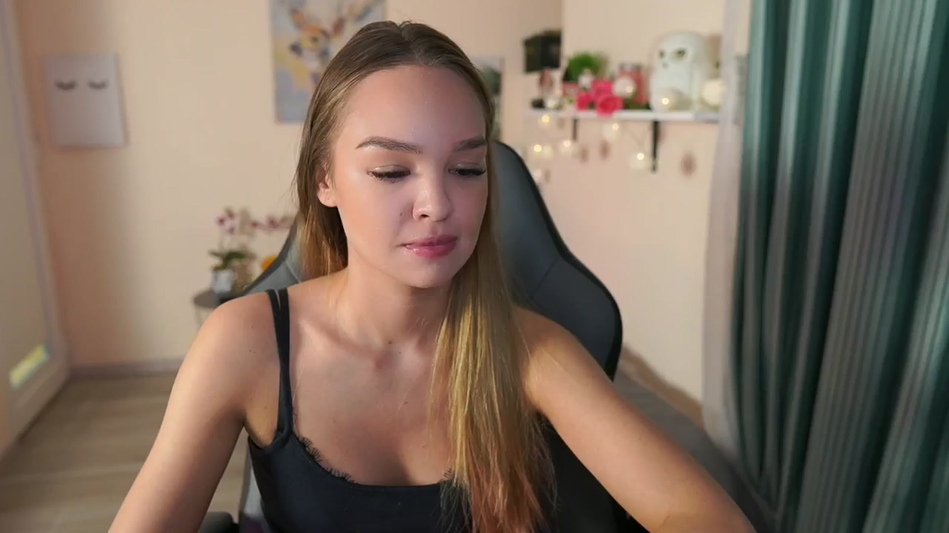 Gallery image thumbnail from Jesse__Jane__'s myfreecams stream on, 04/26/2024, 11:47 image 1 of 20