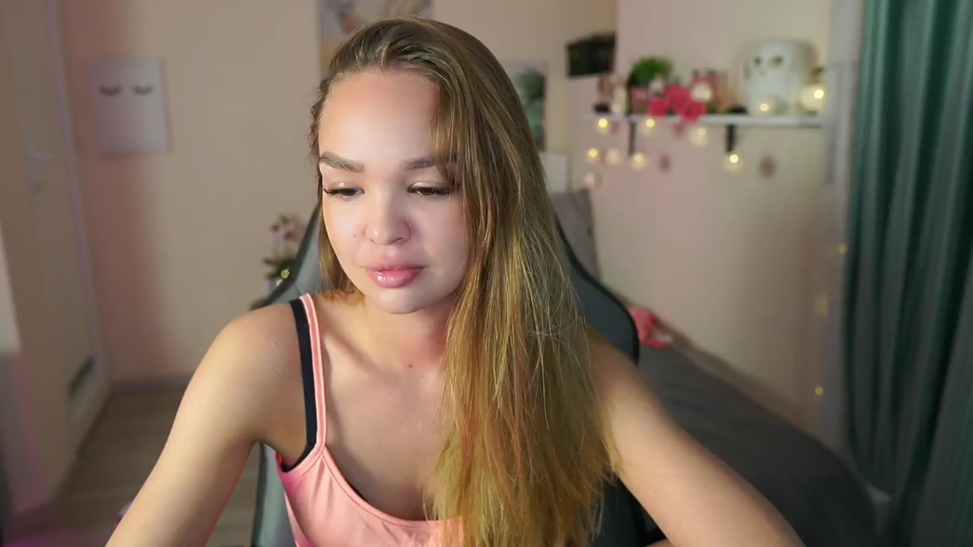 Gallery image thumbnail from Jesse__Jane__'s myfreecams stream on, 04/28/2024, 04:51 image 11 of 20
