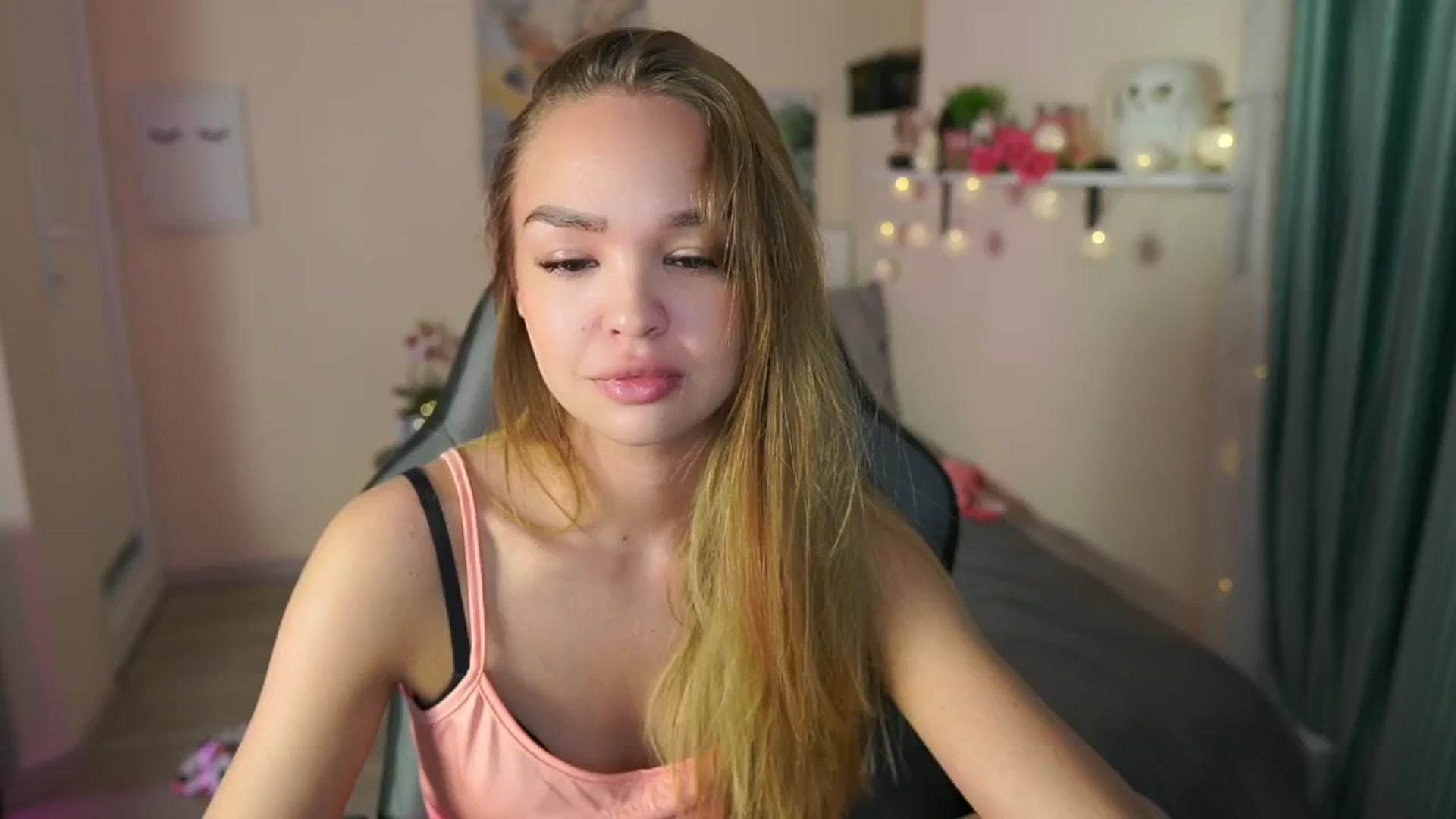 Gallery image thumbnail from Jesse__Jane__'s myfreecams stream on, 04/28/2024, 04:51 image 12 of 20