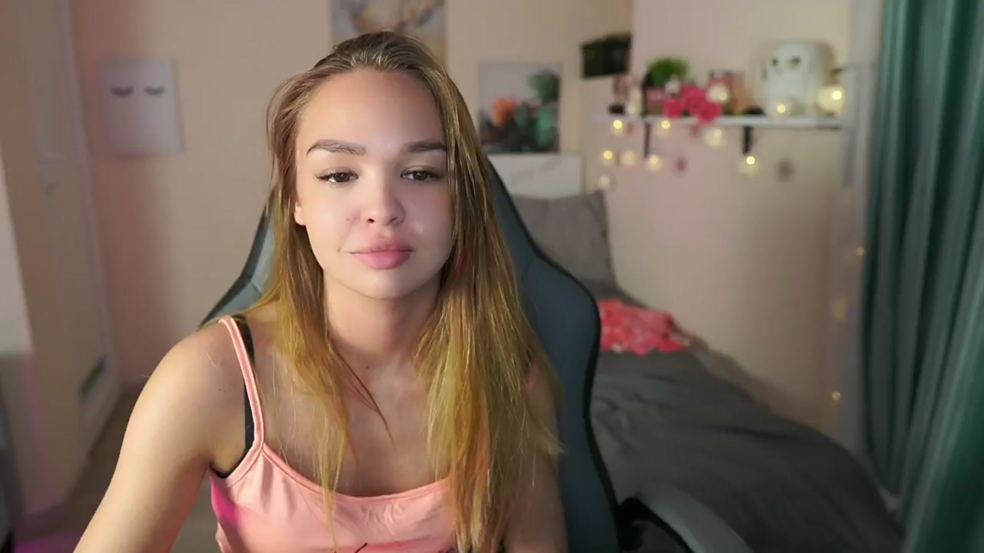 Gallery image thumbnail from Jesse__Jane__'s myfreecams stream on, 04/28/2024, 07:46 image 2 of 20