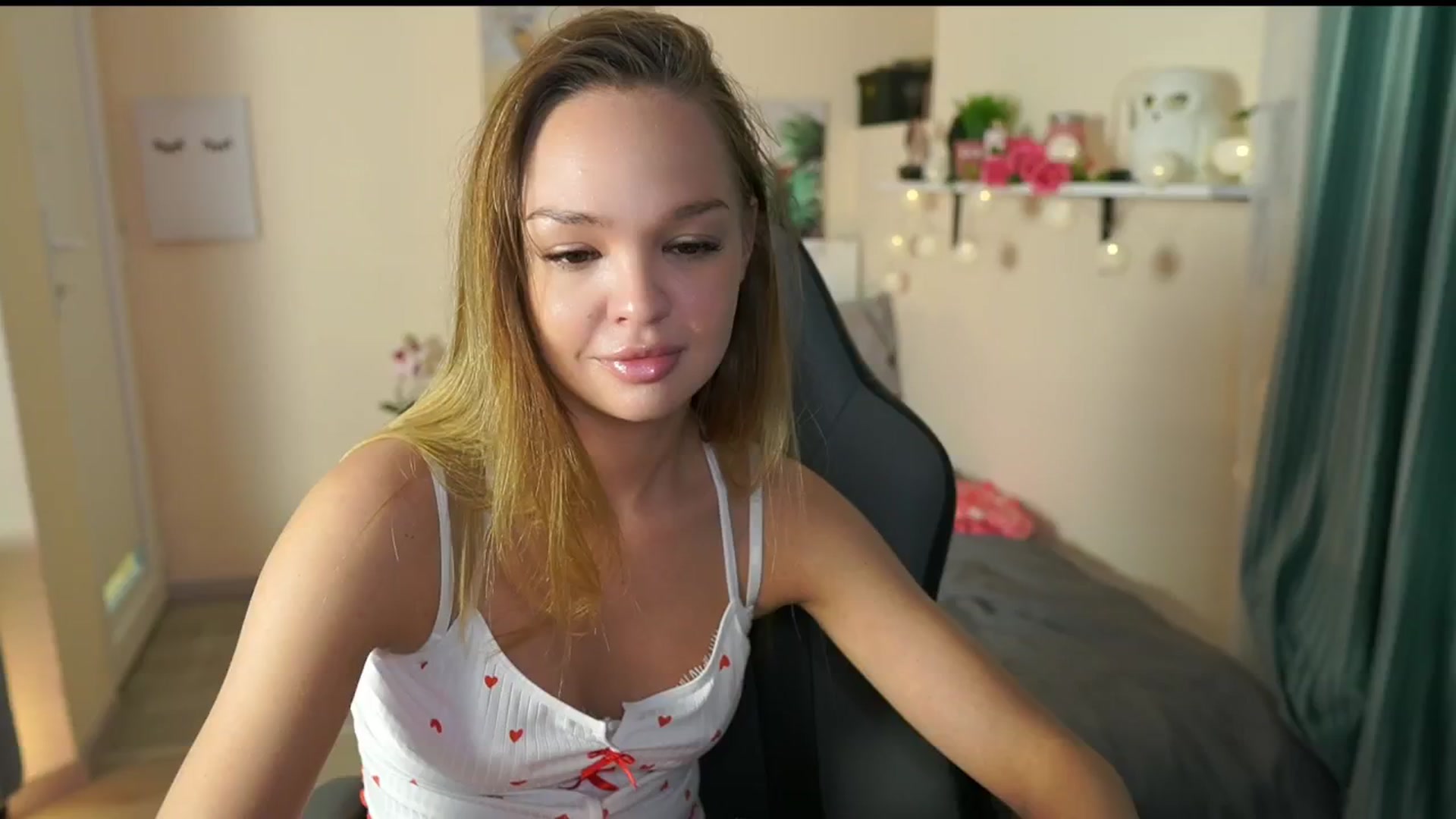 Gallery image thumbnail from Jesse__Jane__'s myfreecams stream on, 04/29/2024, 14:32 image 13 of 20