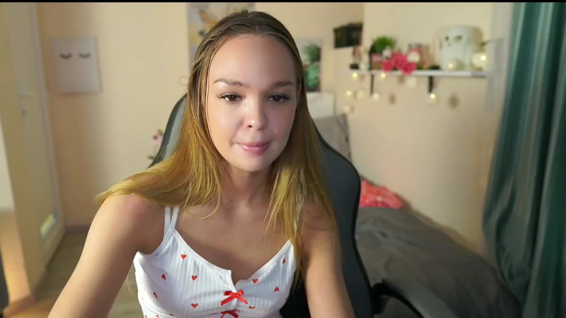Gallery image thumbnail from Jesse__Jane__'s myfreecams stream on, 04/29/2024, 14:32 image 18 of 20