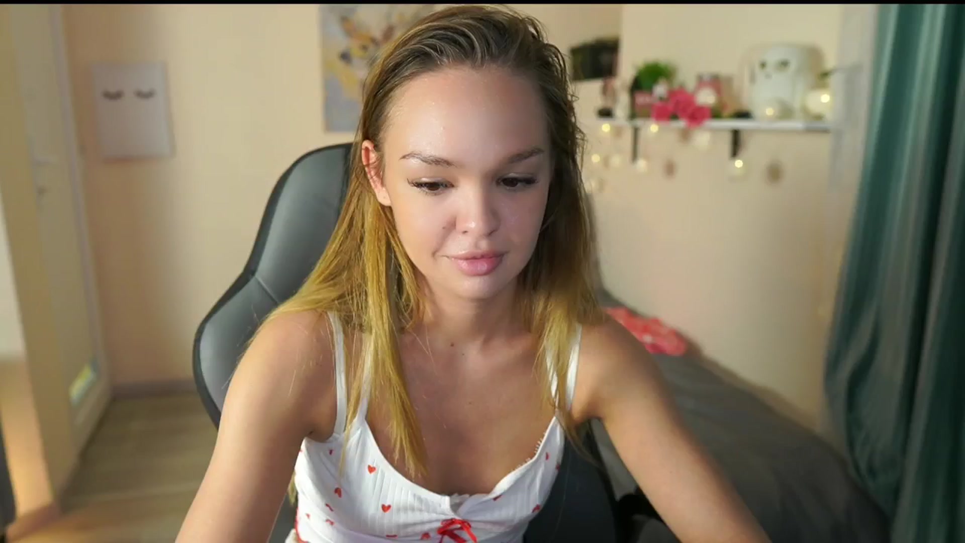 Gallery image thumbnail from Jesse__Jane__'s myfreecams stream on, 04/29/2024, 15:33 image 17 of 20