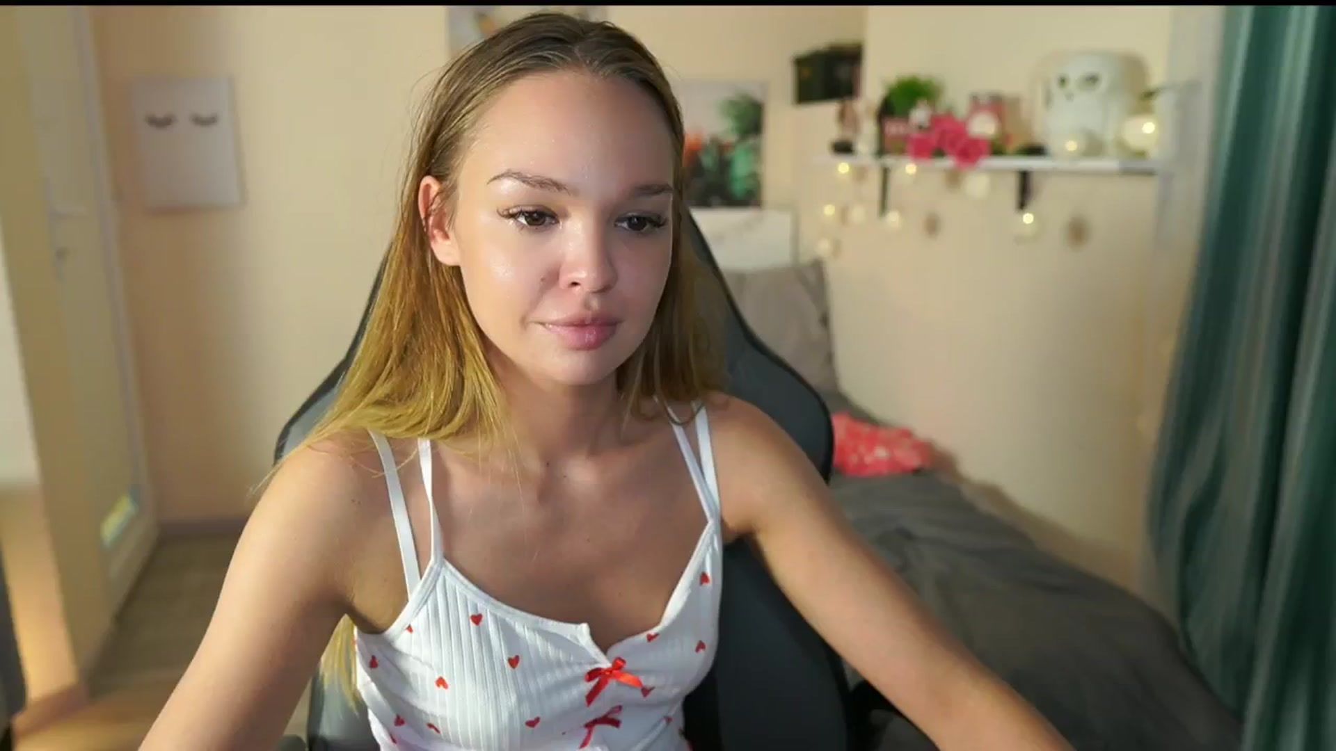 Gallery image thumbnail from Jesse__Jane__'s myfreecams stream on, 04/29/2024, 17:17 image 2 of 20