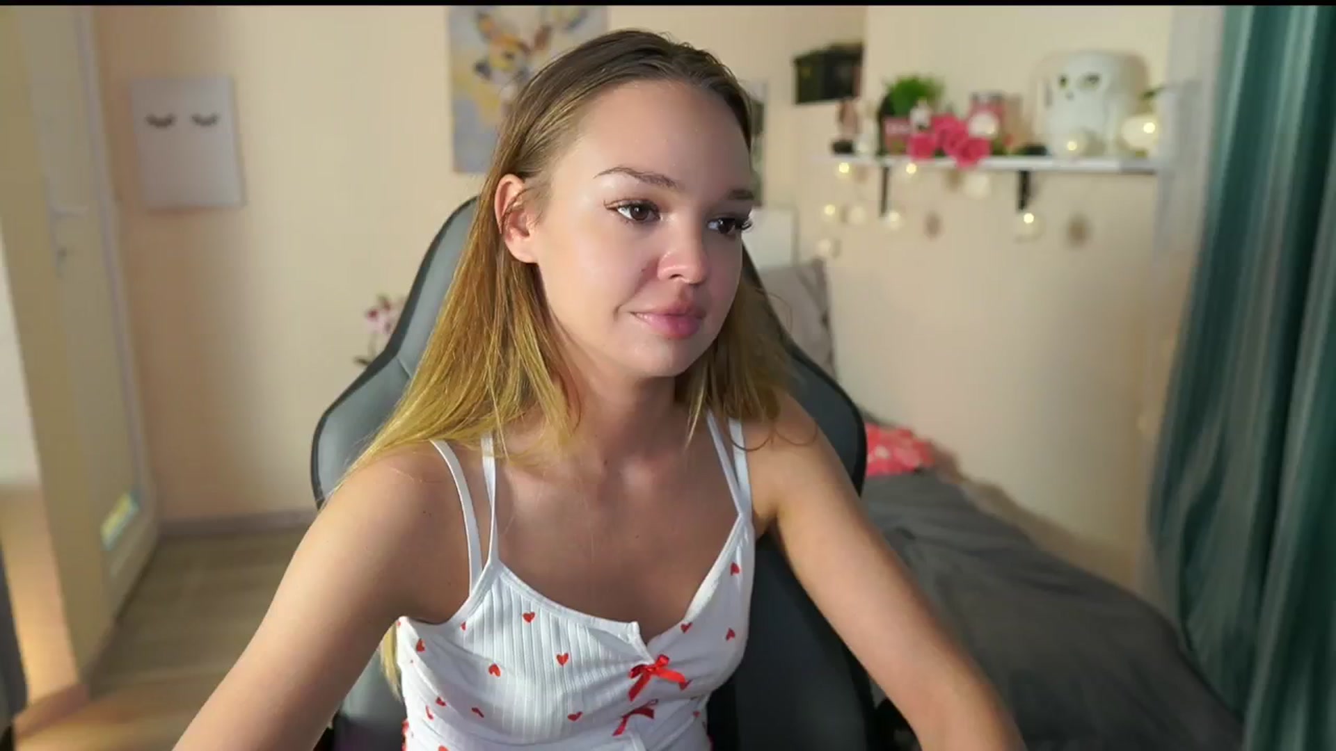 Gallery image thumbnail from Jesse__Jane__'s myfreecams stream on, 04/29/2024, 17:17 image 4 of 20