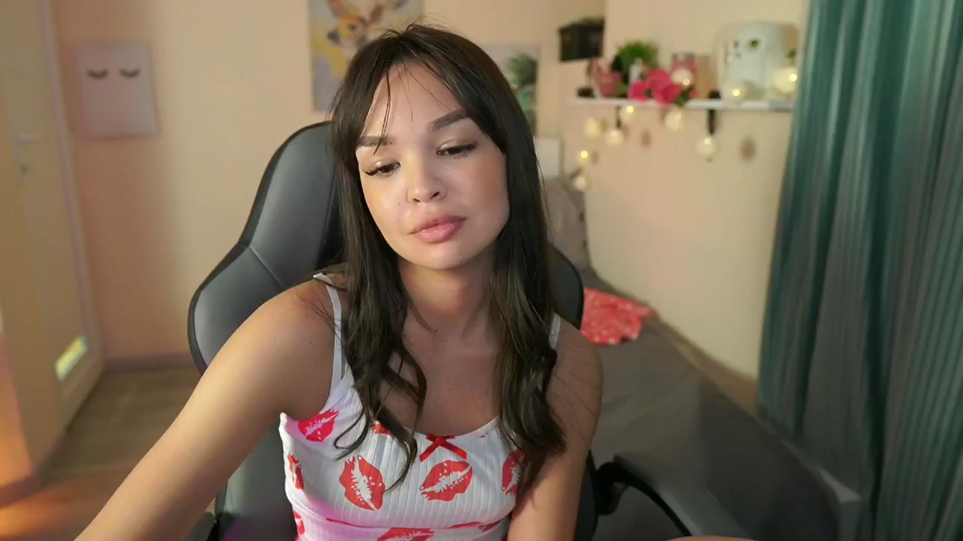 Gallery image thumbnail from Jesse__Jane__'s myfreecams stream on, 05/03/2024, 12:55 image 3 of 20