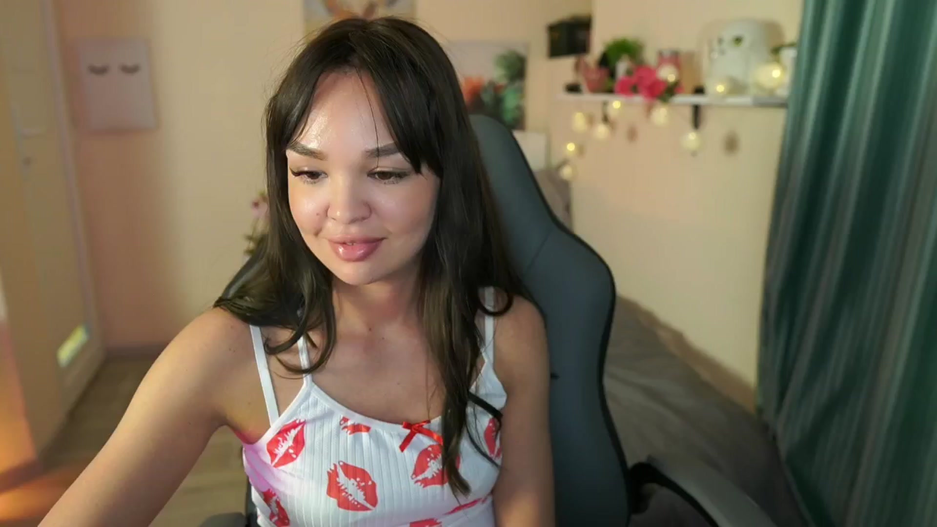 Gallery image thumbnail from Jesse__Jane__'s myfreecams stream on, 05/03/2024, 16:42 image 6 of 20