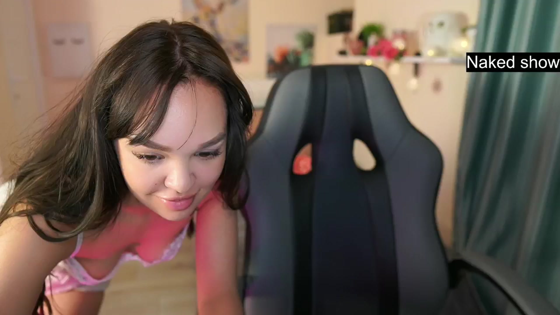 Gallery image thumbnail from Jesse__Jane__'s myfreecams stream on, 05/03/2024, 16:42 image 15 of 20