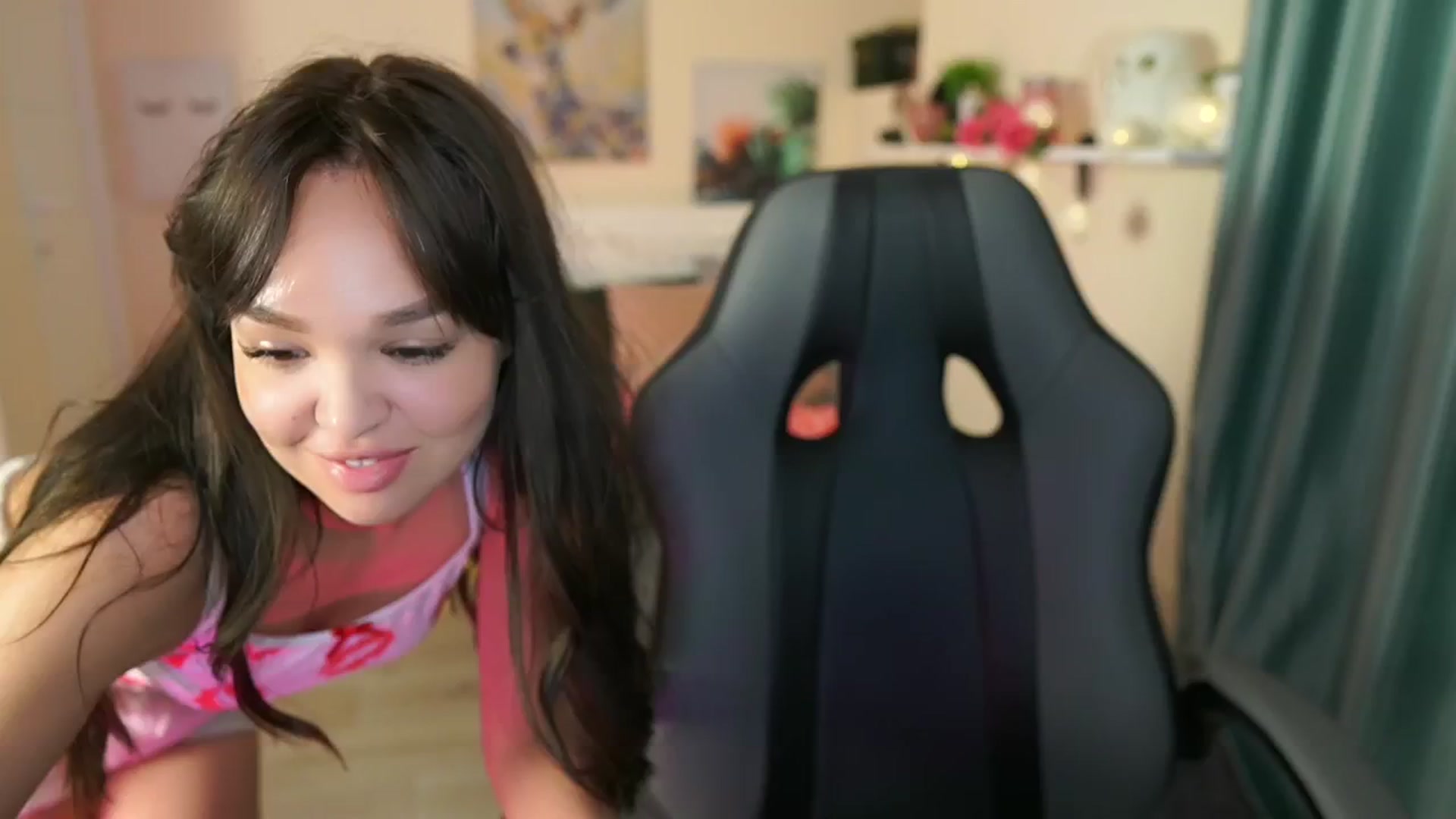 Gallery image thumbnail from Jesse__Jane__'s myfreecams stream on, 05/03/2024, 17:21 image 10 of 20