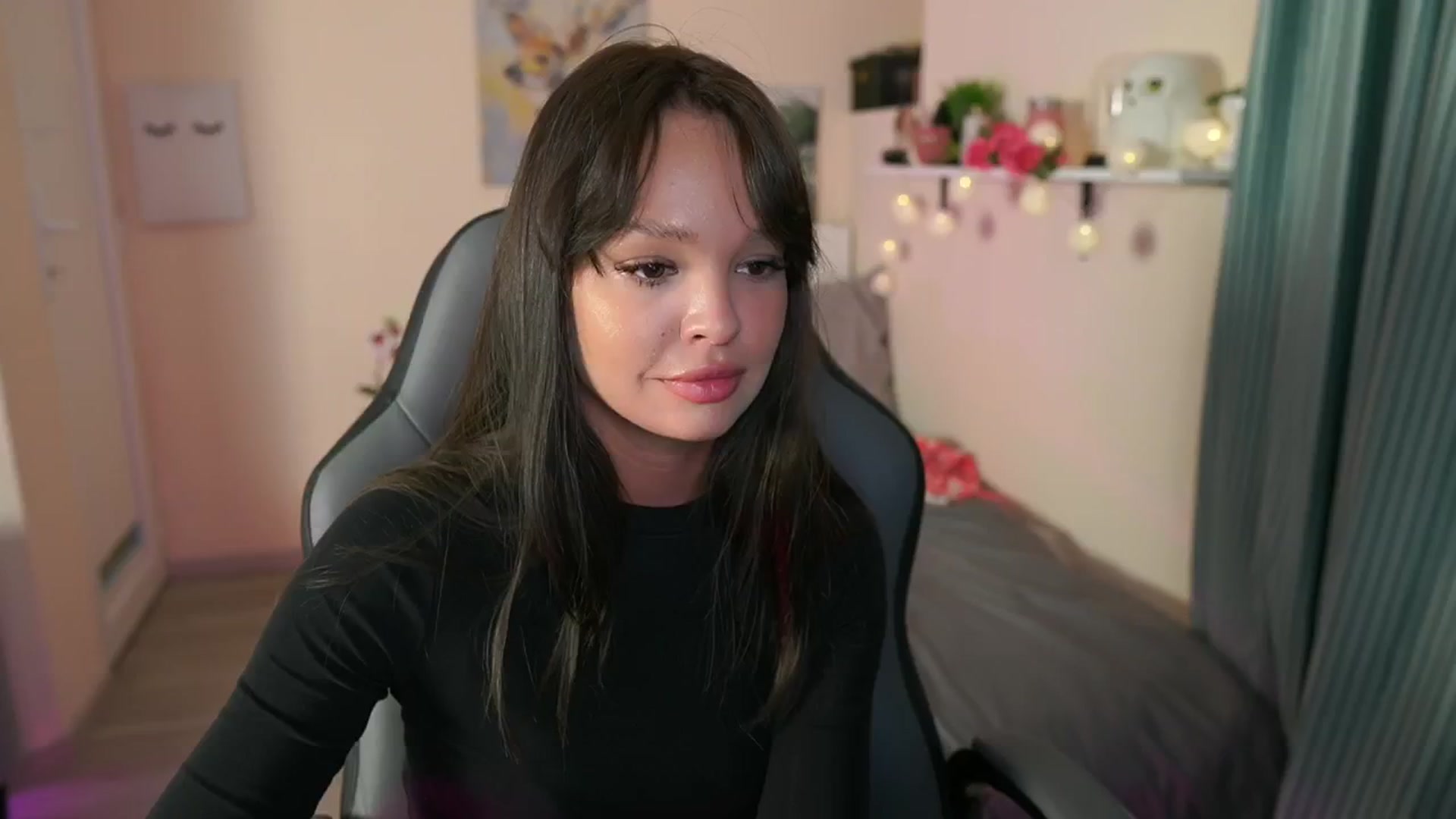 Gallery image thumbnail from Jesse__Jane__'s myfreecams stream on, 05/04/2024, 19:55 image 8 of 20