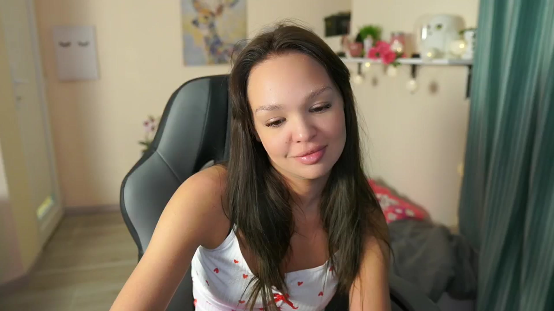 Gallery image thumbnail from Jesse__Jane__'s myfreecams stream on, 05/07/2024, 18:58 image 15 of 20