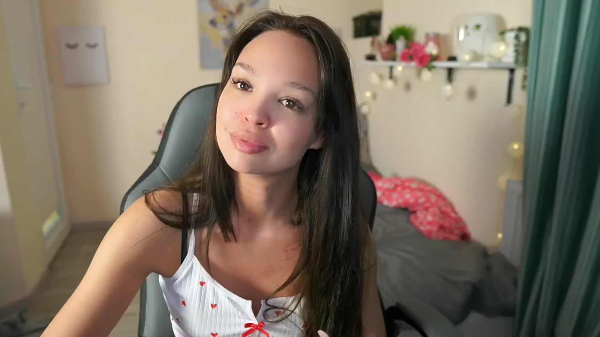 Gallery image thumbnail from Jesse__Jane__'s myfreecams stream on, 05/07/2024, 22:23 image 1 of 20